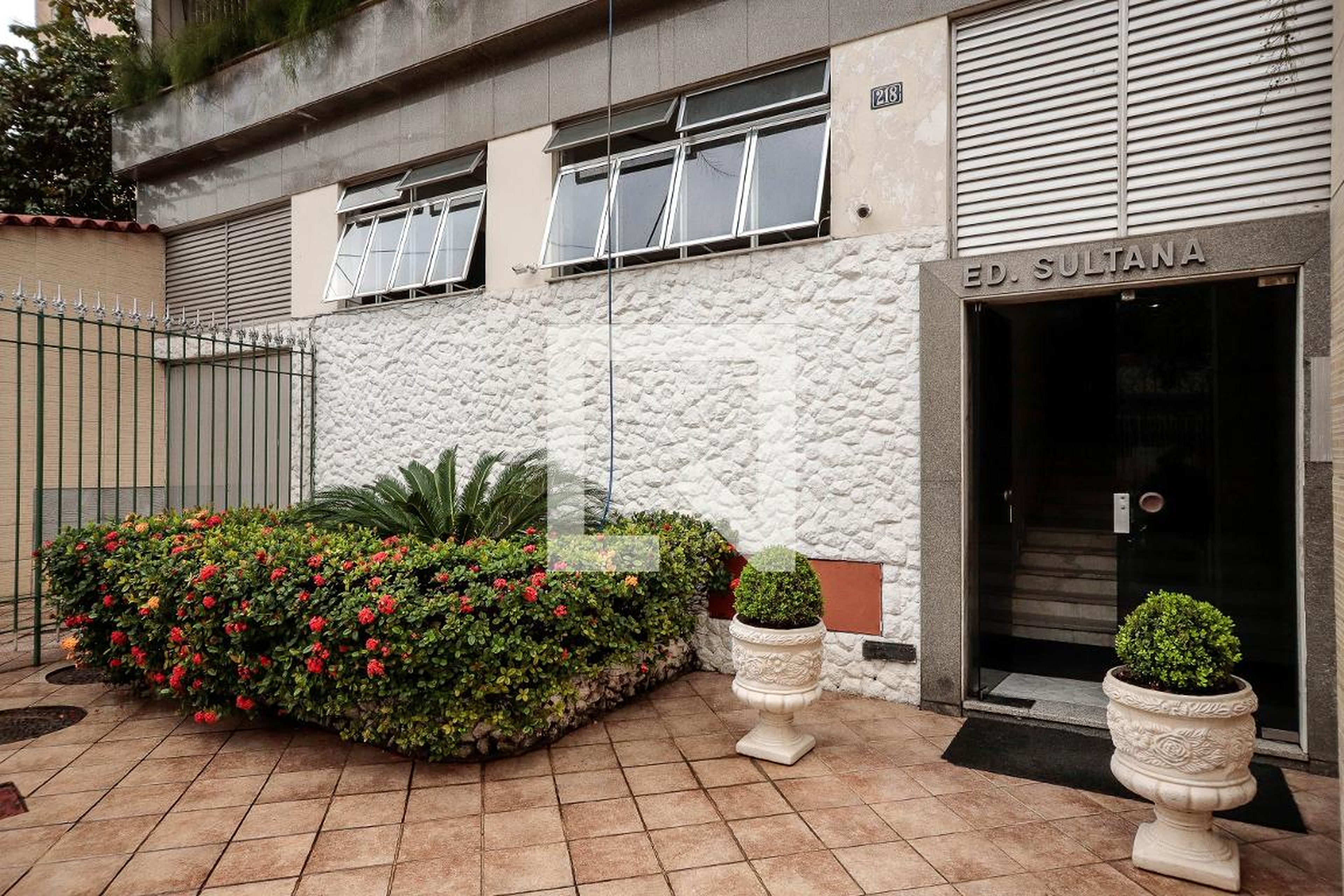 Entrada - Edifício Sultana