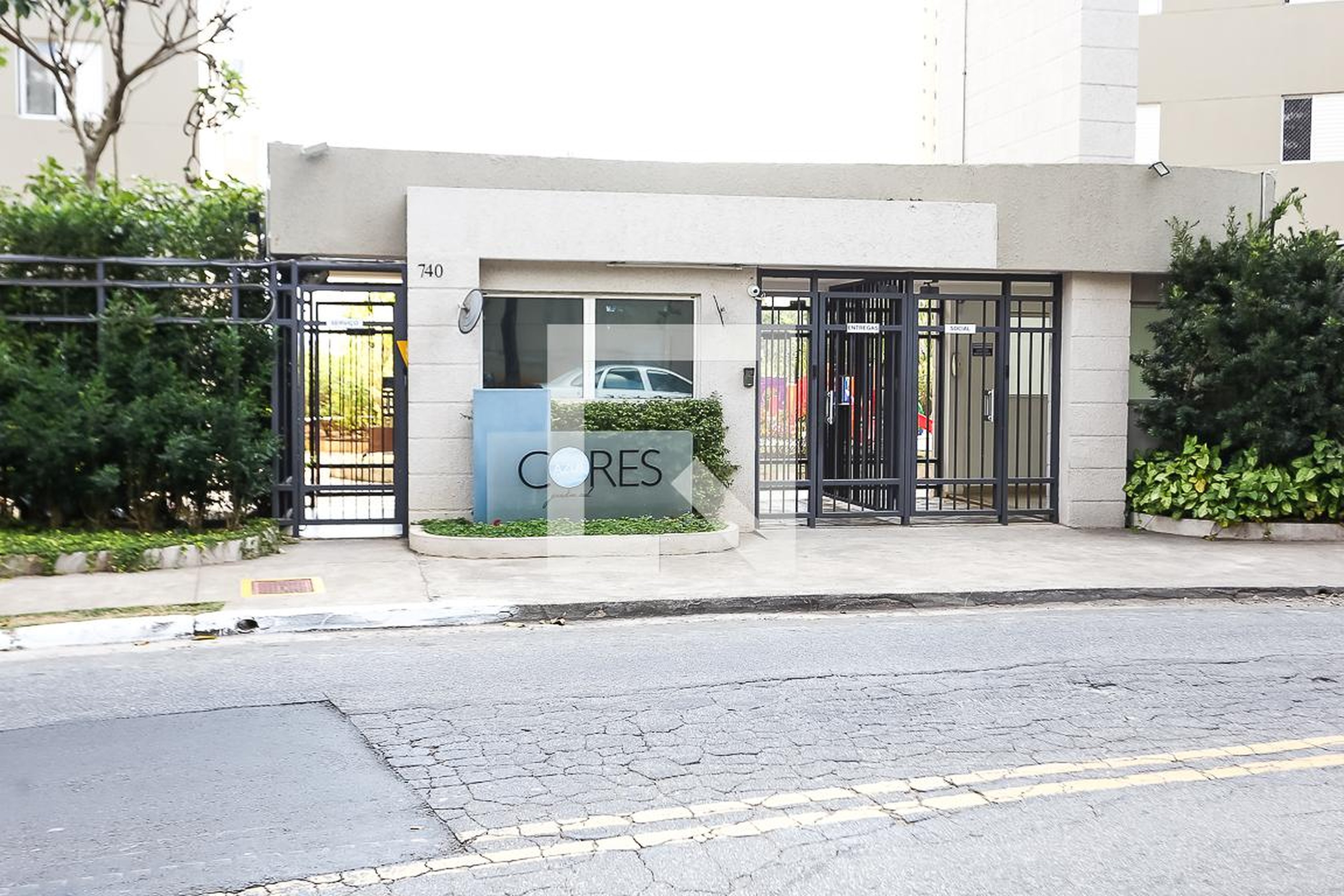 Fachada do Condomínio Condomínio Cores Azul