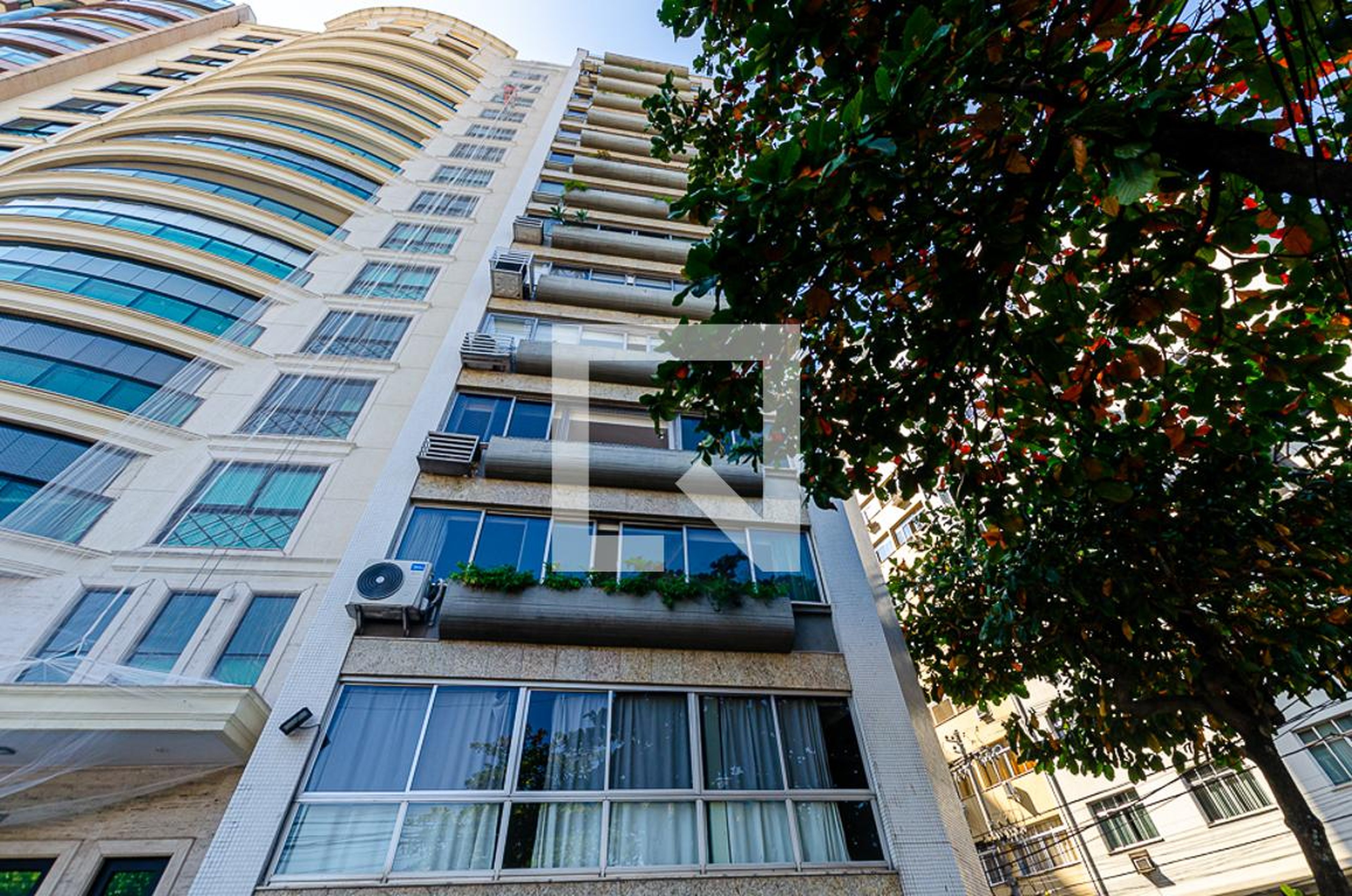 Fachada Condomínio Saint Bernard