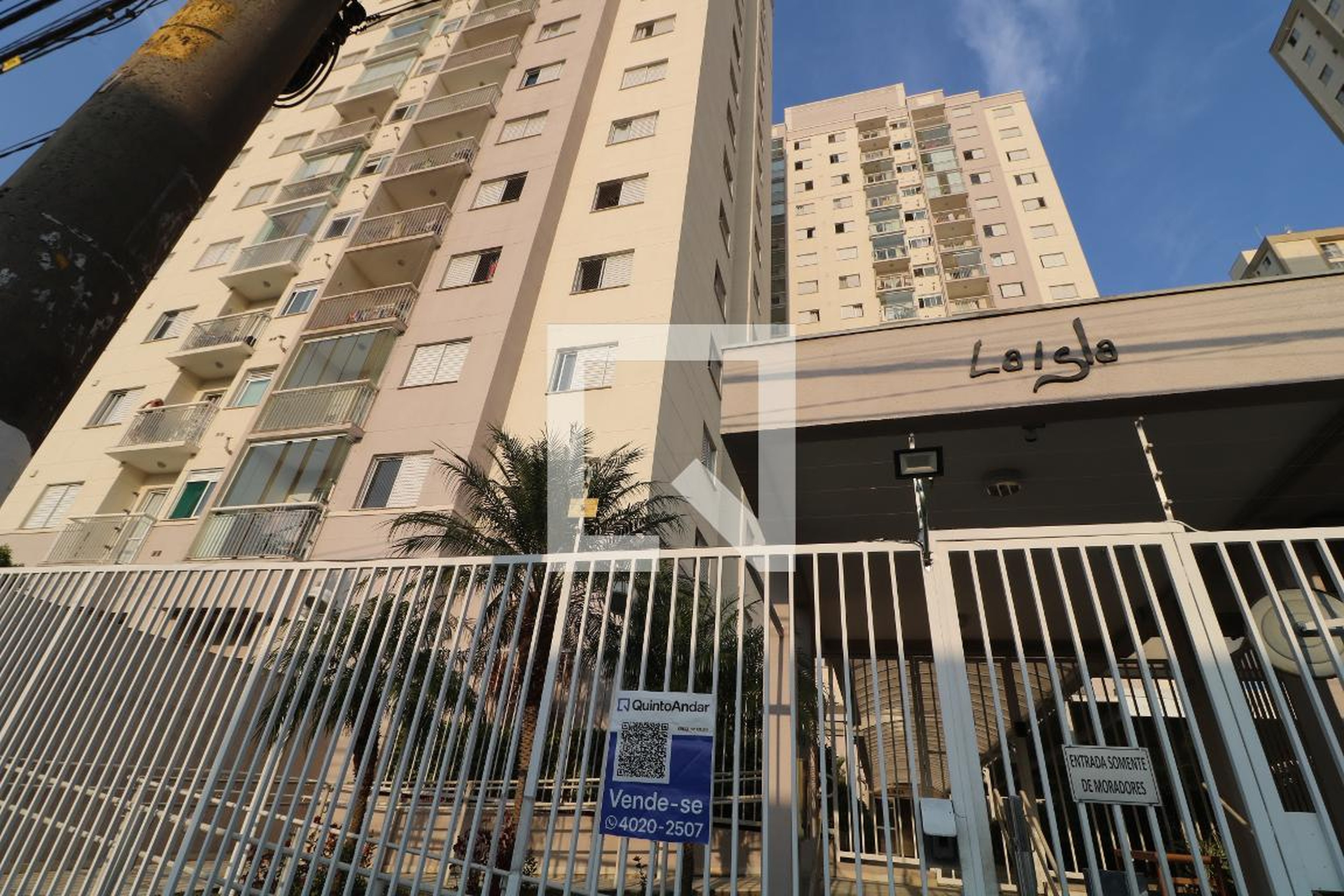 Fachada do Condomínio Condomínio La Isla