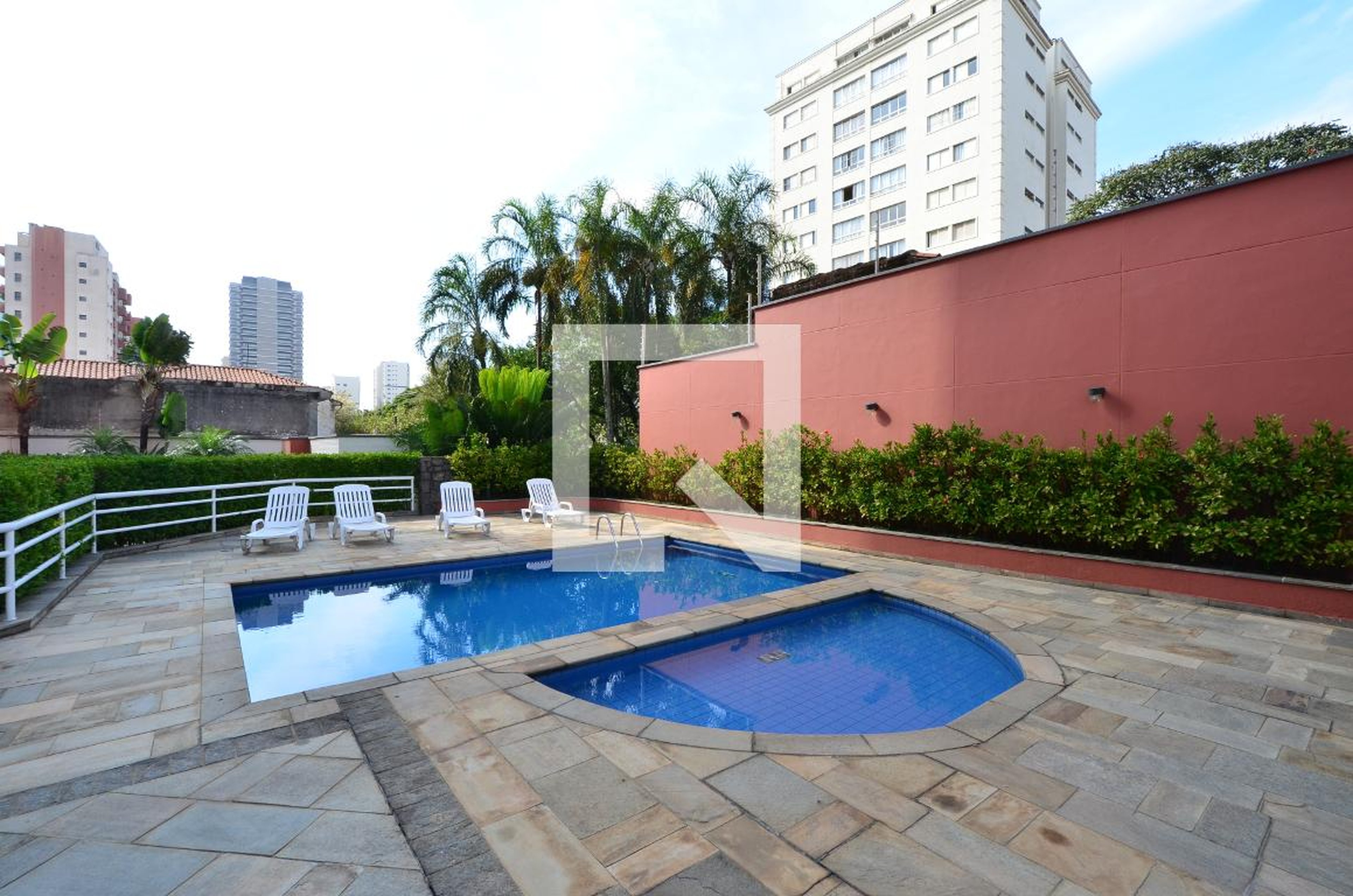 Piscina - Edifício Art de Vivre Residence