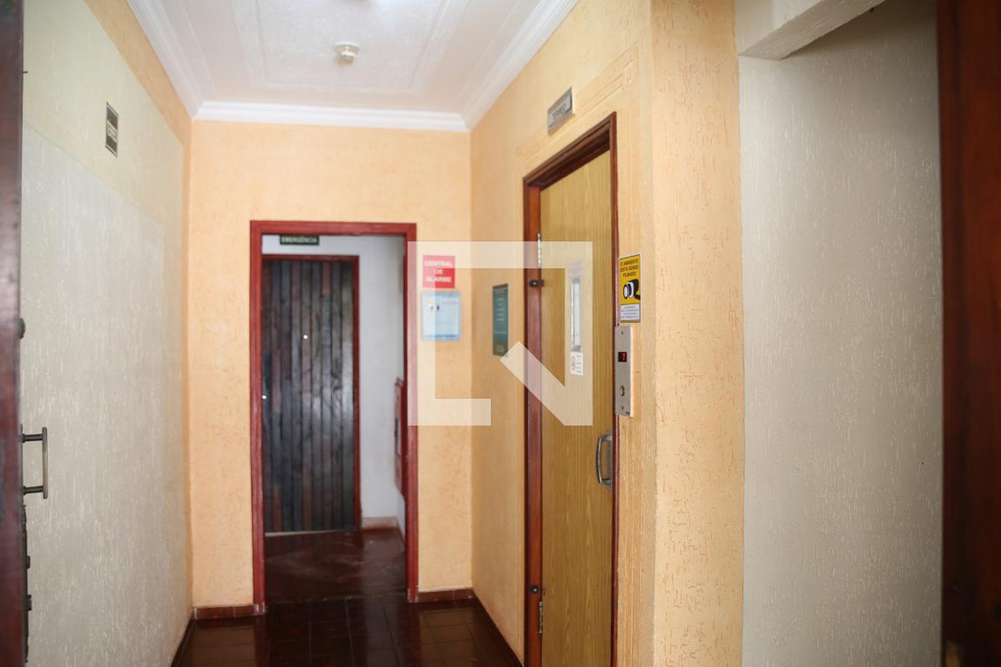 Elevador - Antonio Carlos