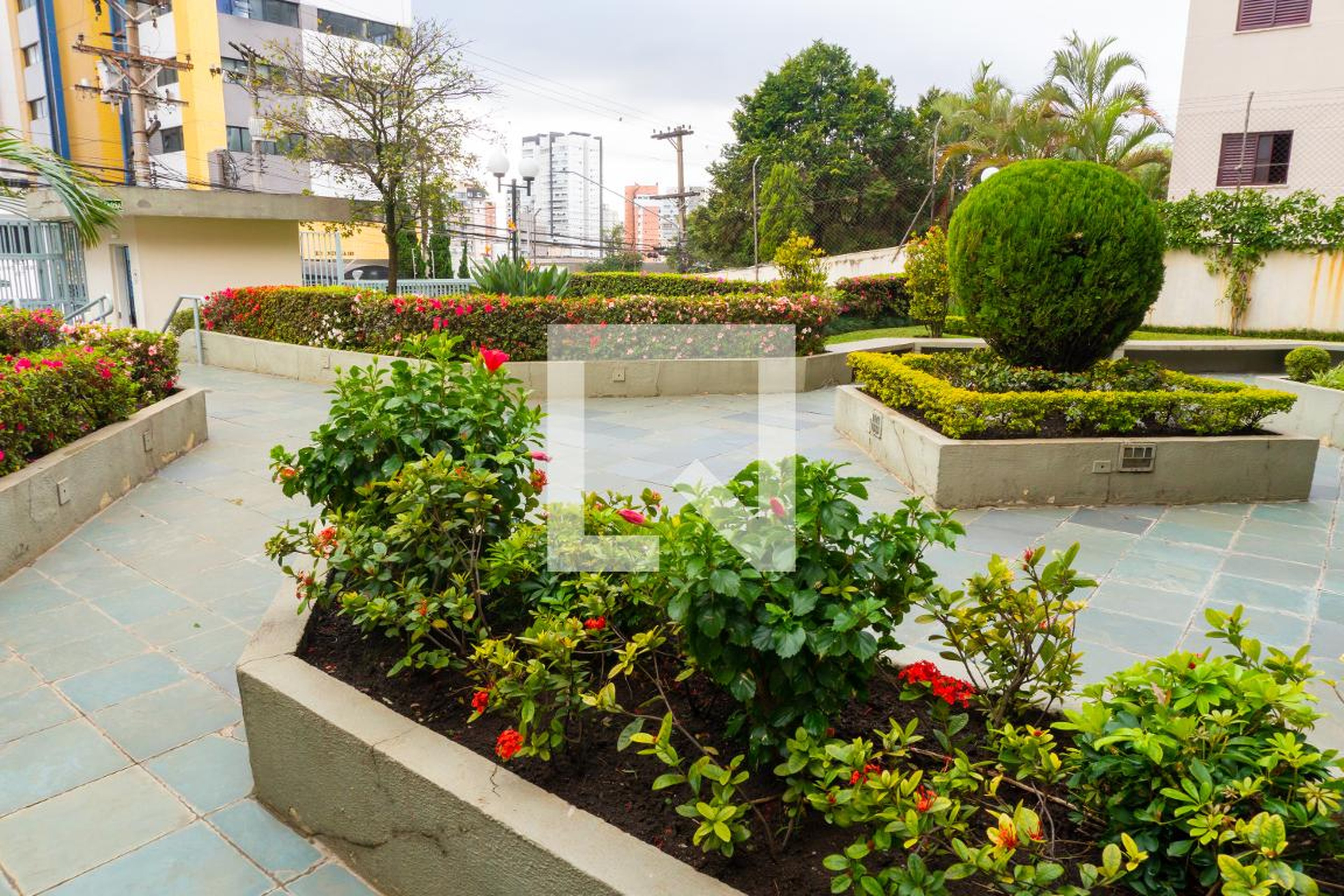 Área Externa - C. R. Monteiro