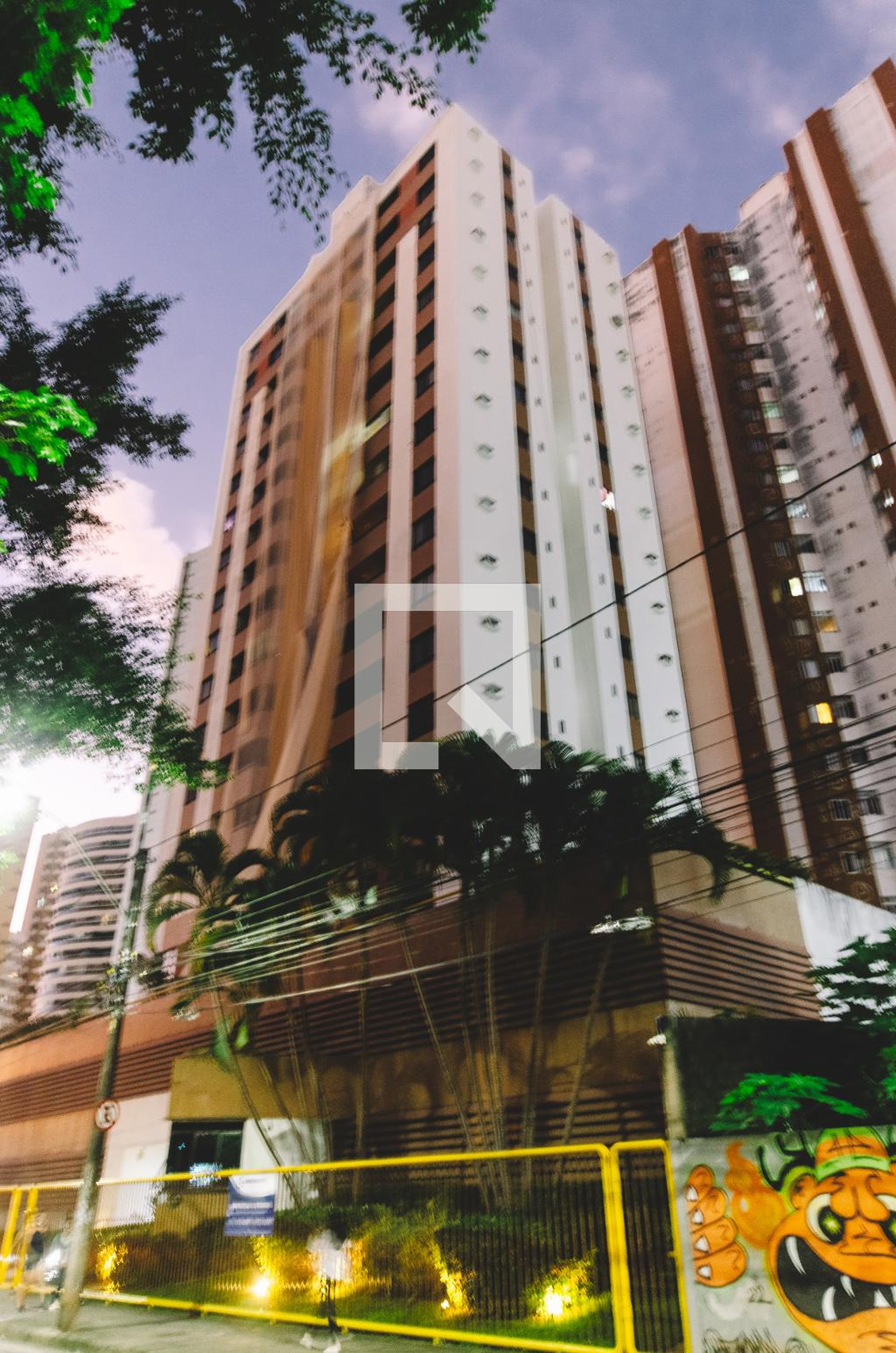 Fachada do Condomínio Condomínio Ipanema