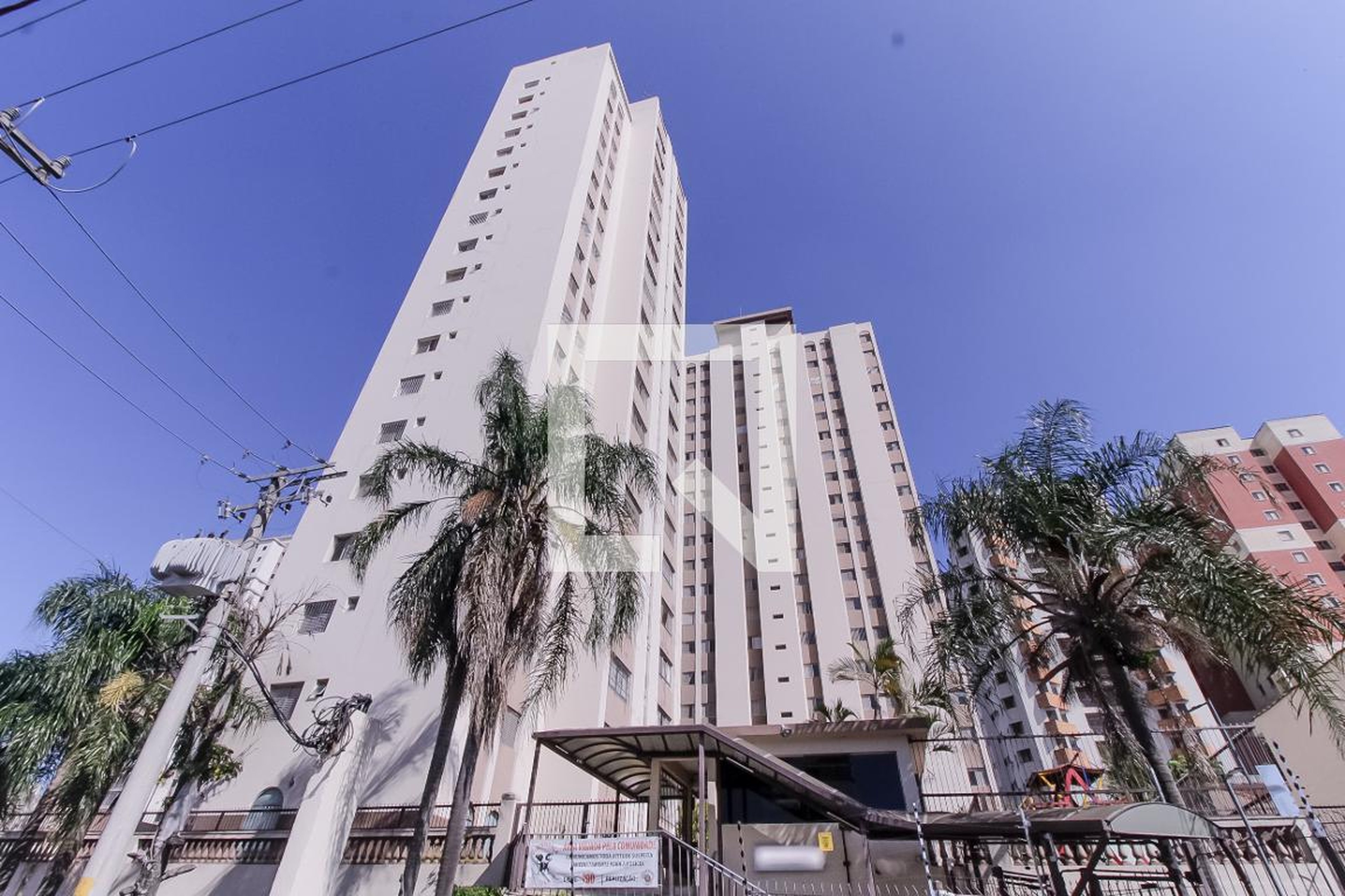 Fachada do Condomínio Condomínio Marques de Praia Grande