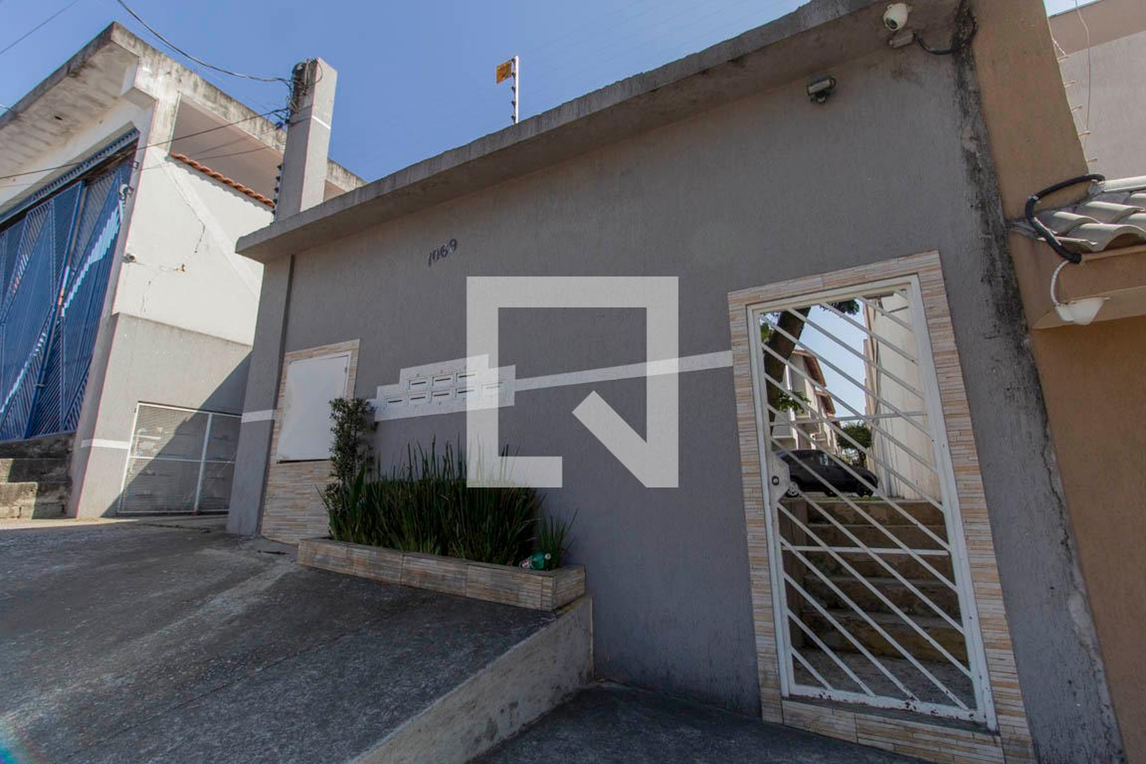 Fachada Residencial Pangaua