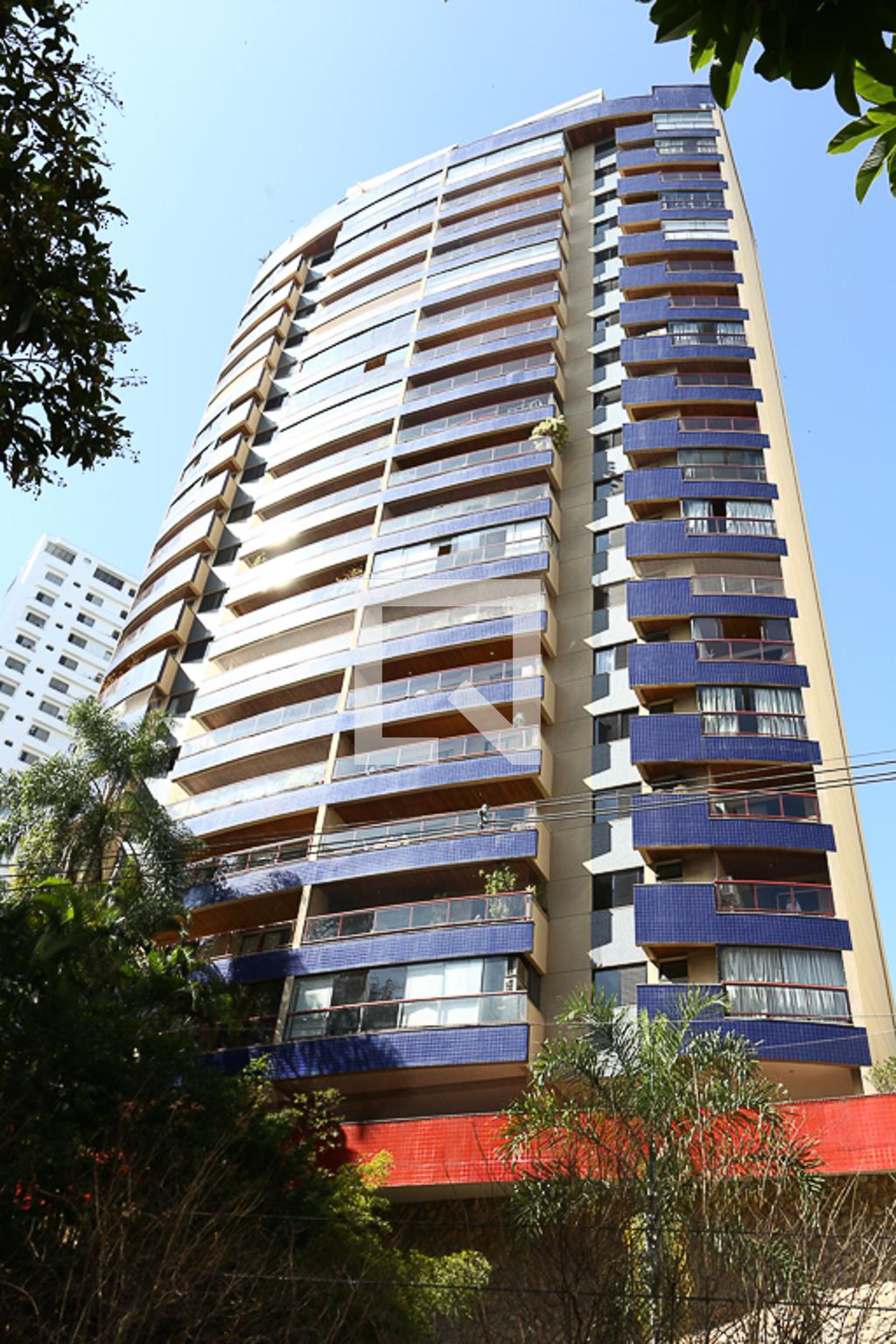 Fachada do Condomínio Condomínio Altos do Bosque