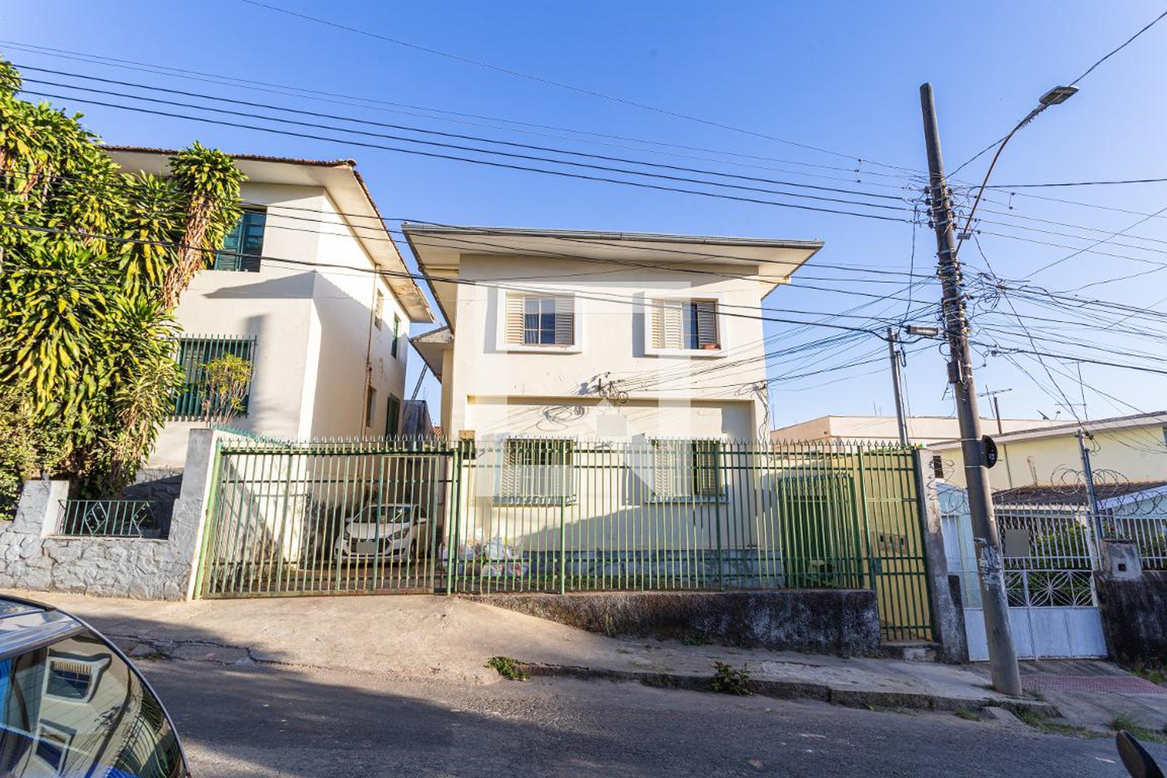 Fachada Condomínio em Rua Bicas, 122