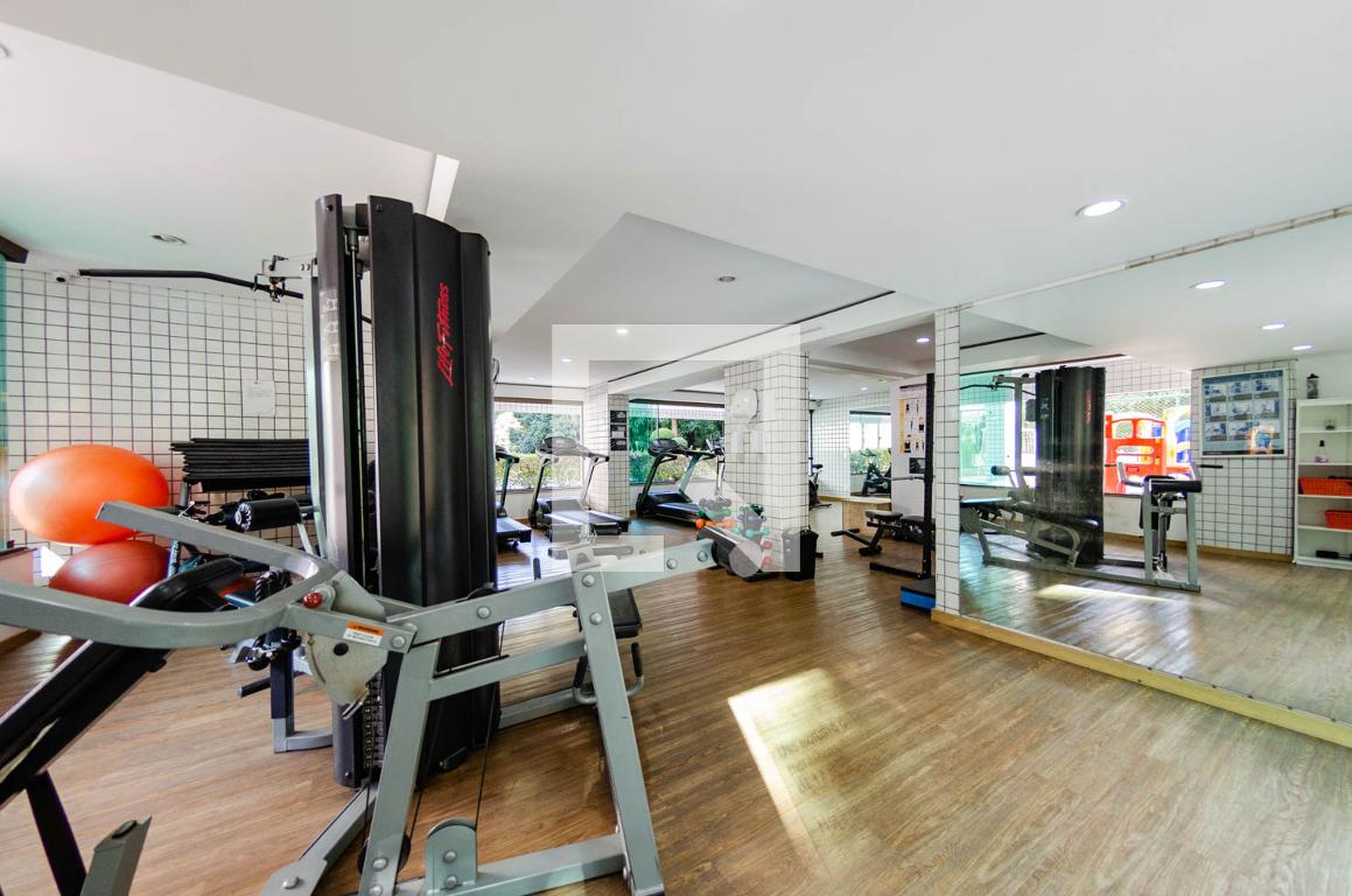 Academia - Bosque do Monteiro