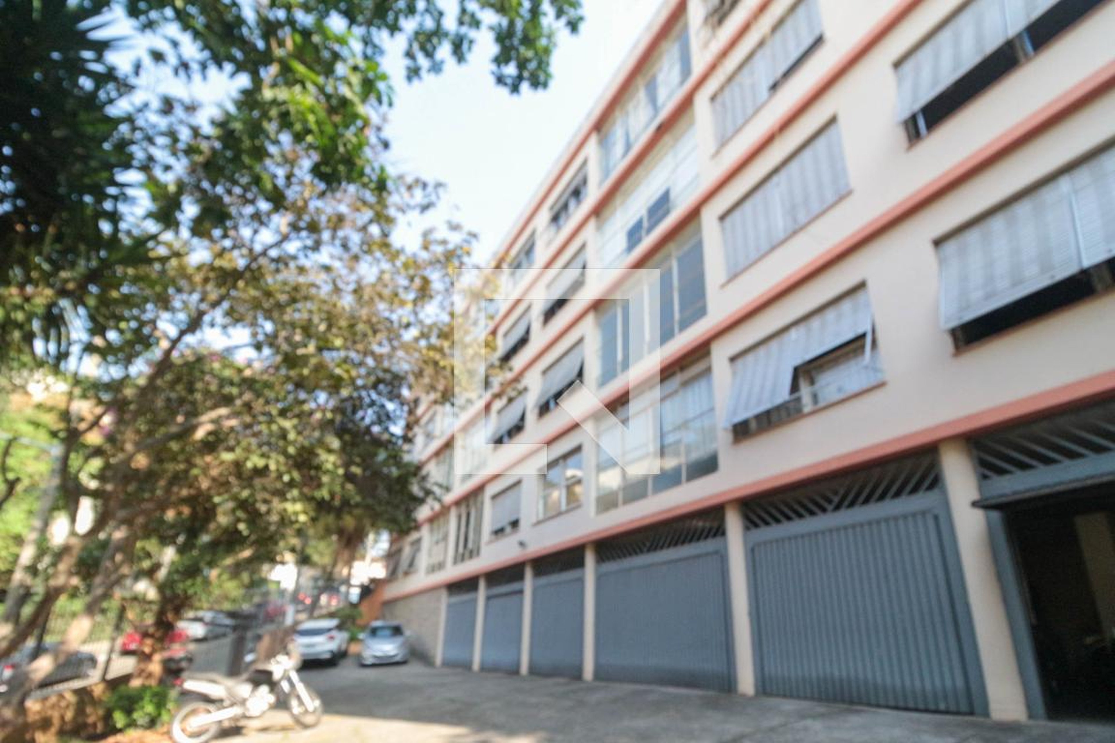 Fachada Condomínio em Rua Alceu Wamosy, 209