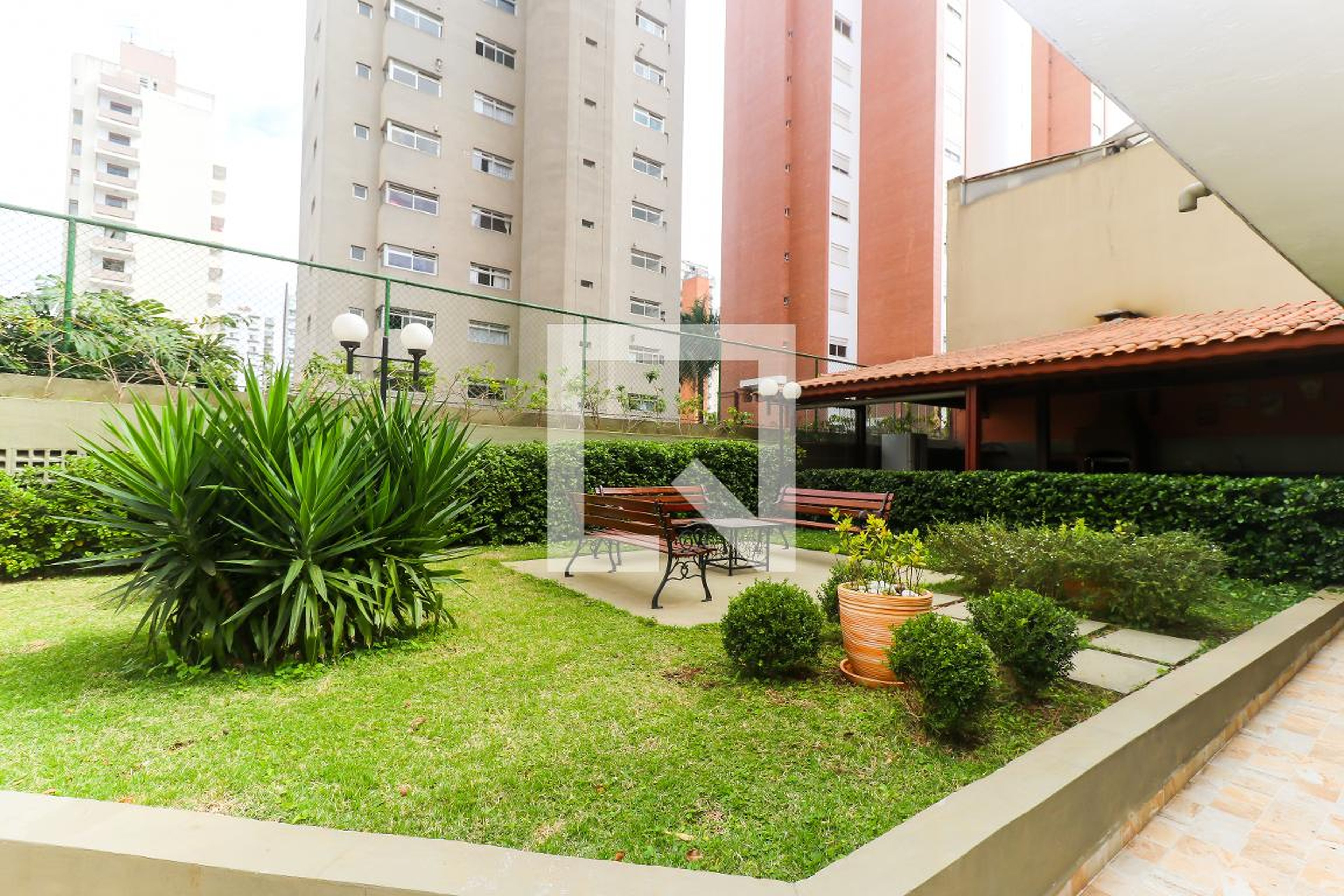 Área Externa - Edifício Viviane