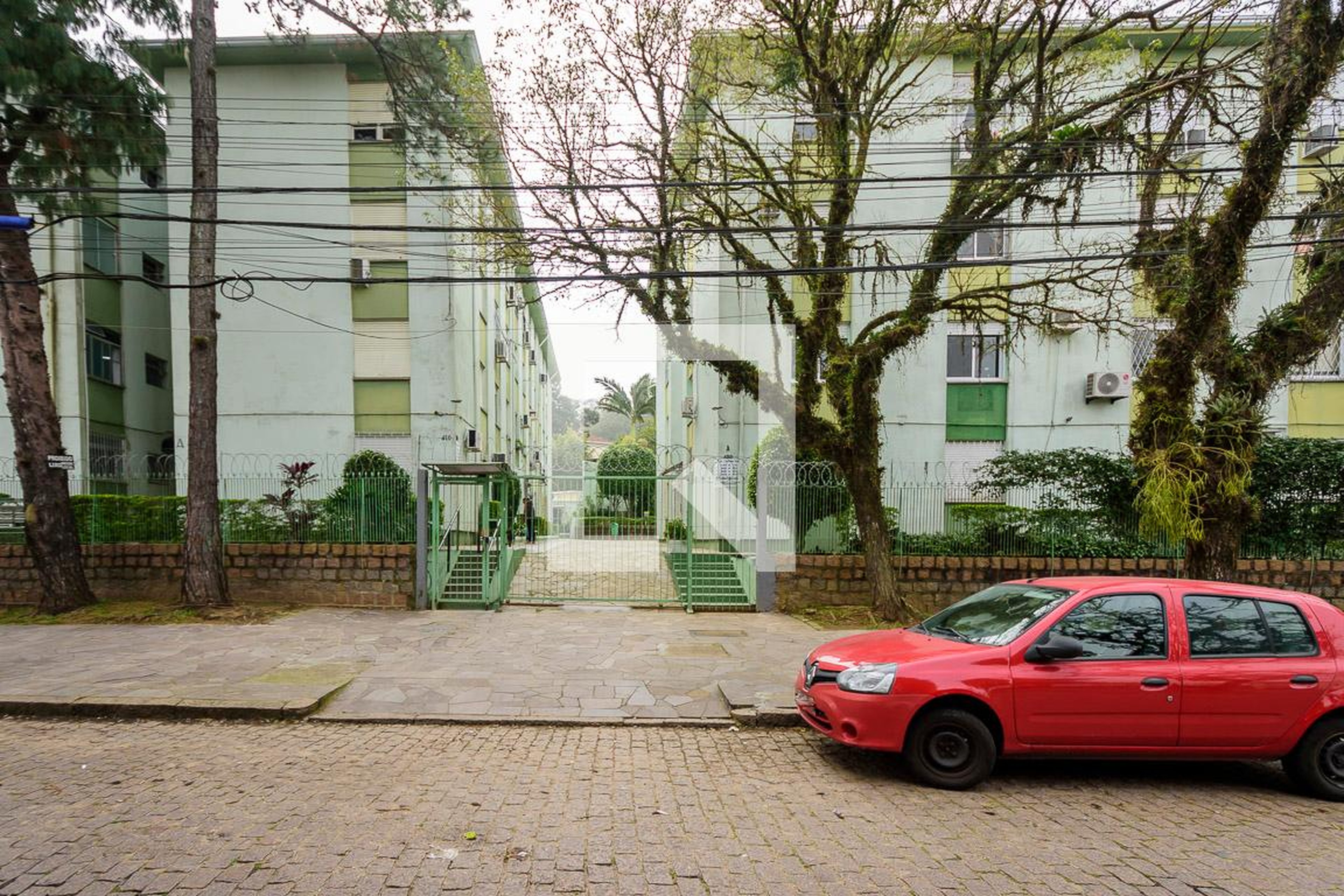 Fachada do Condomínio Condomínio em Avenida Capivari, 430