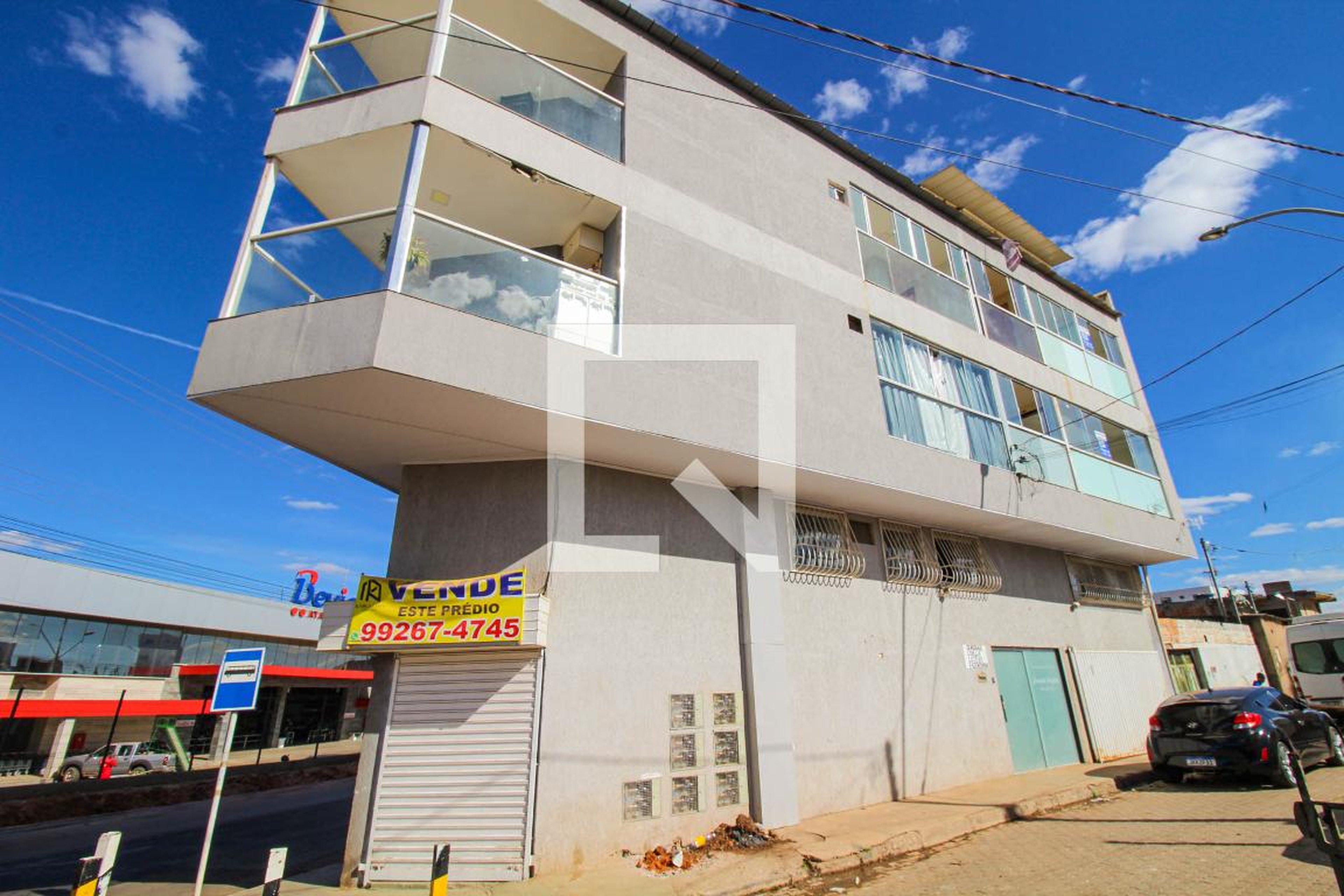 Fachada do Prédio Condomínio em Quadra 3 Conjunto A, 81