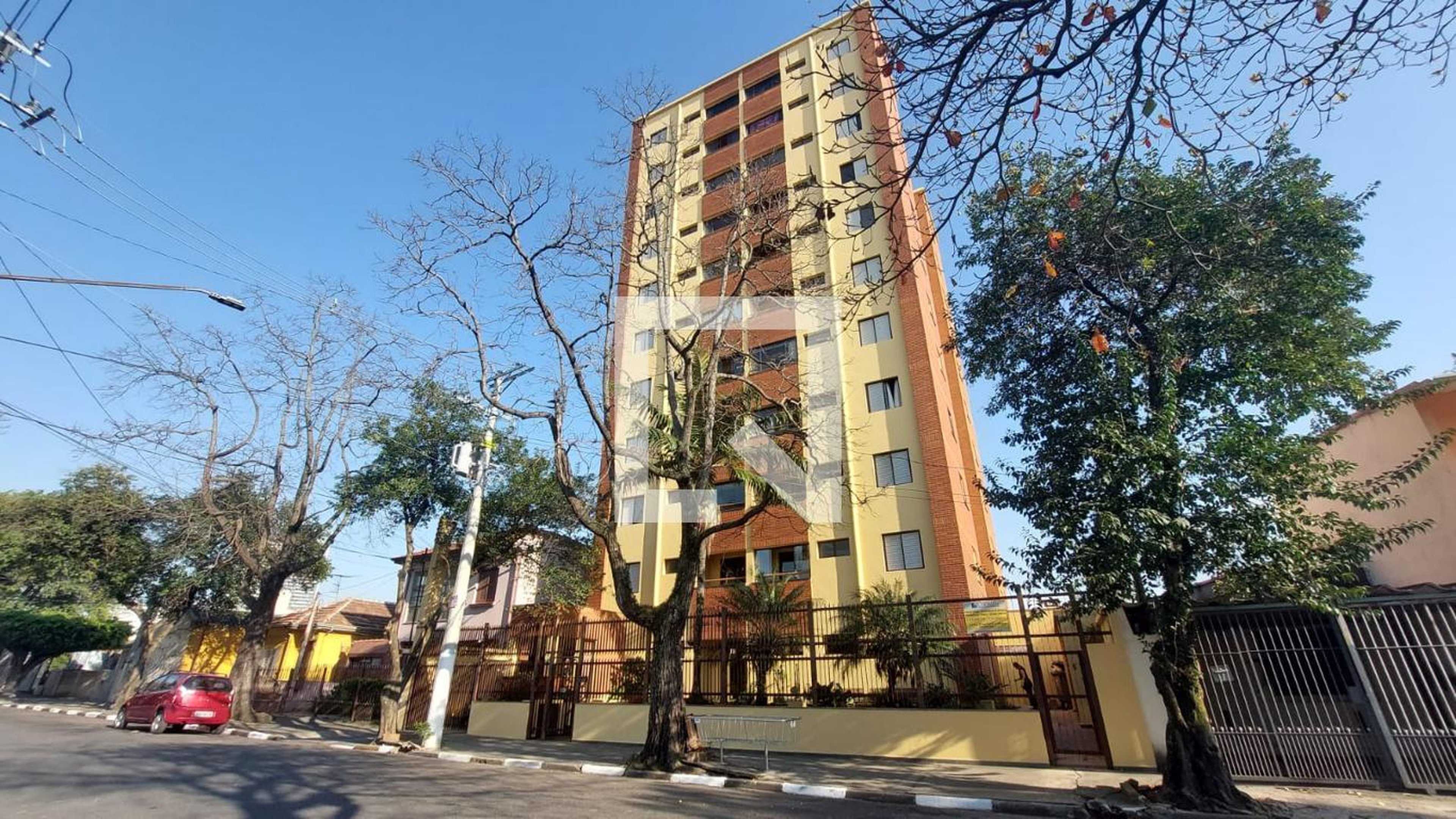 Fachada Condomínio em Rua Arnaldo de Oliveira Barreto, 221