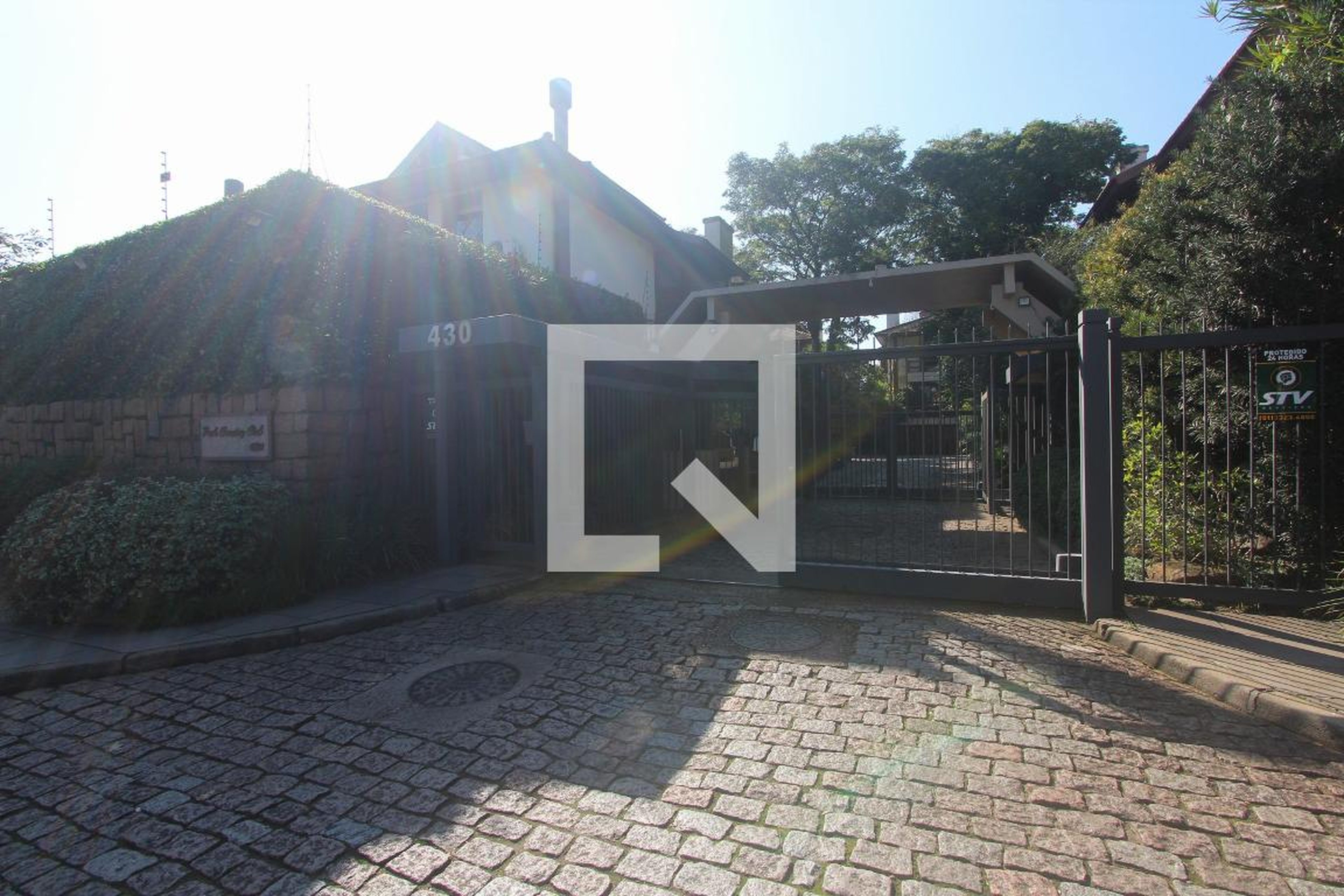 Fachada do Condomínio Condomínio Park Country Club