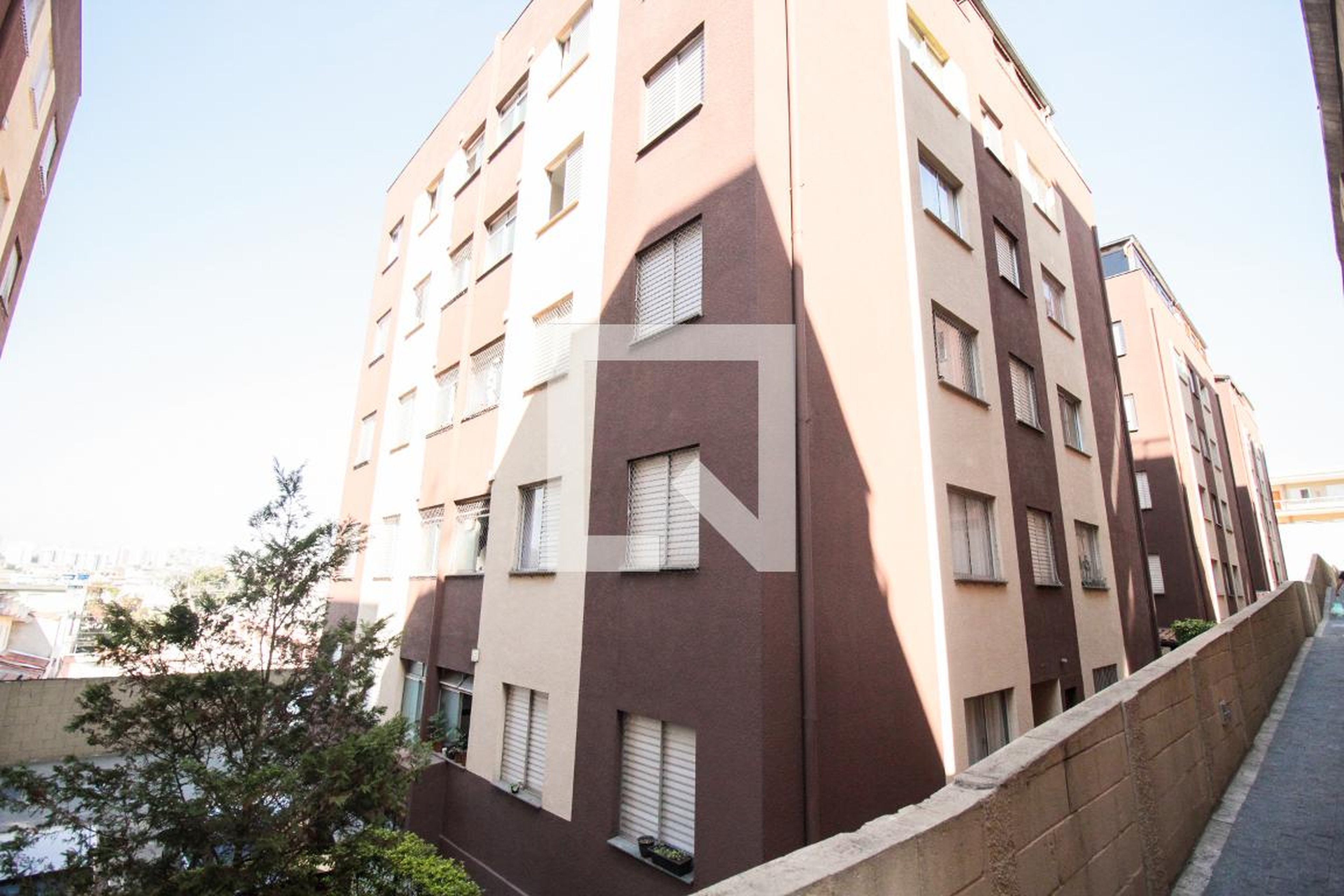 Fachada do Prédio Condomínio em Rua Salvador do Sul, 154