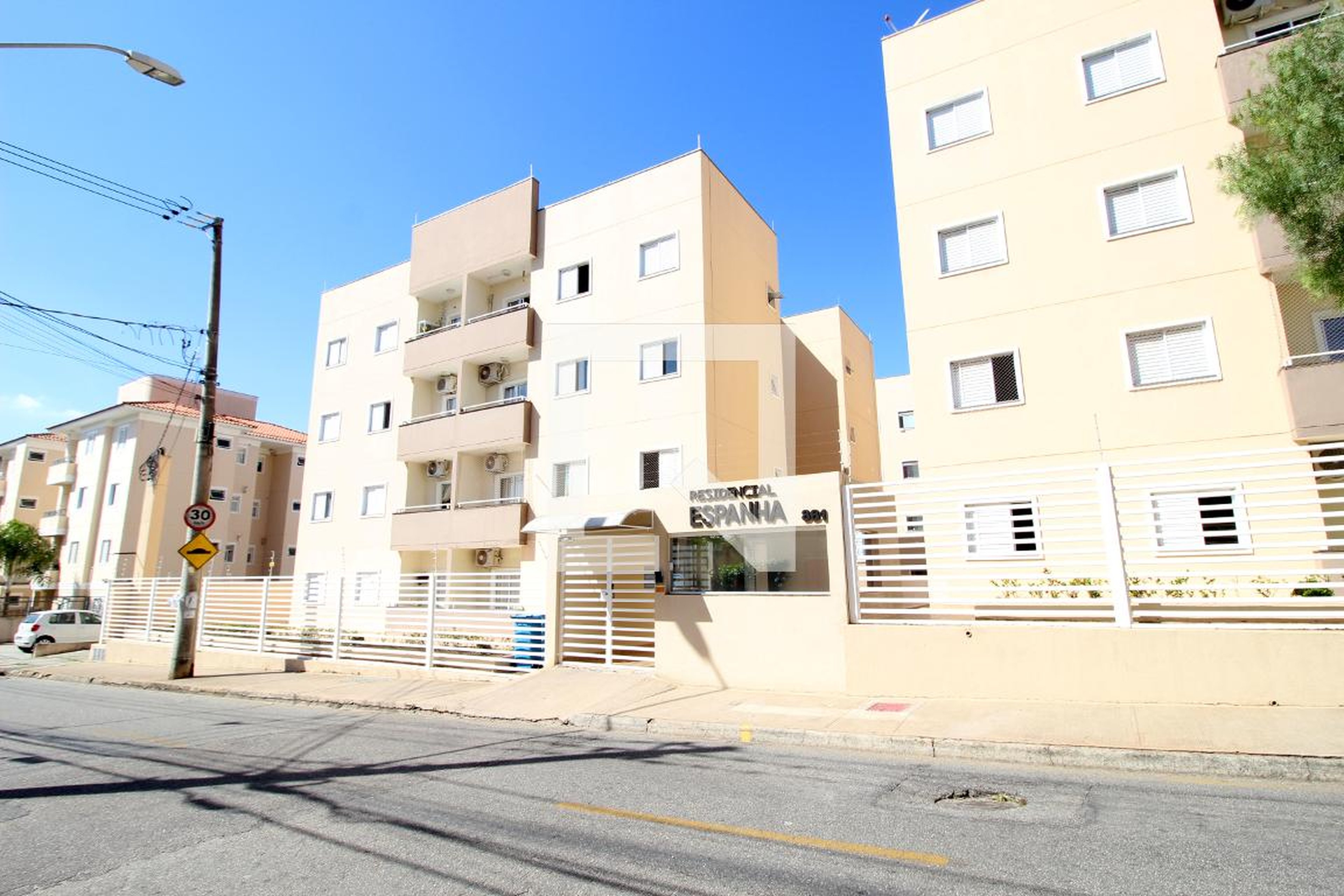 Fachada do Condomínio Residencial Espanha