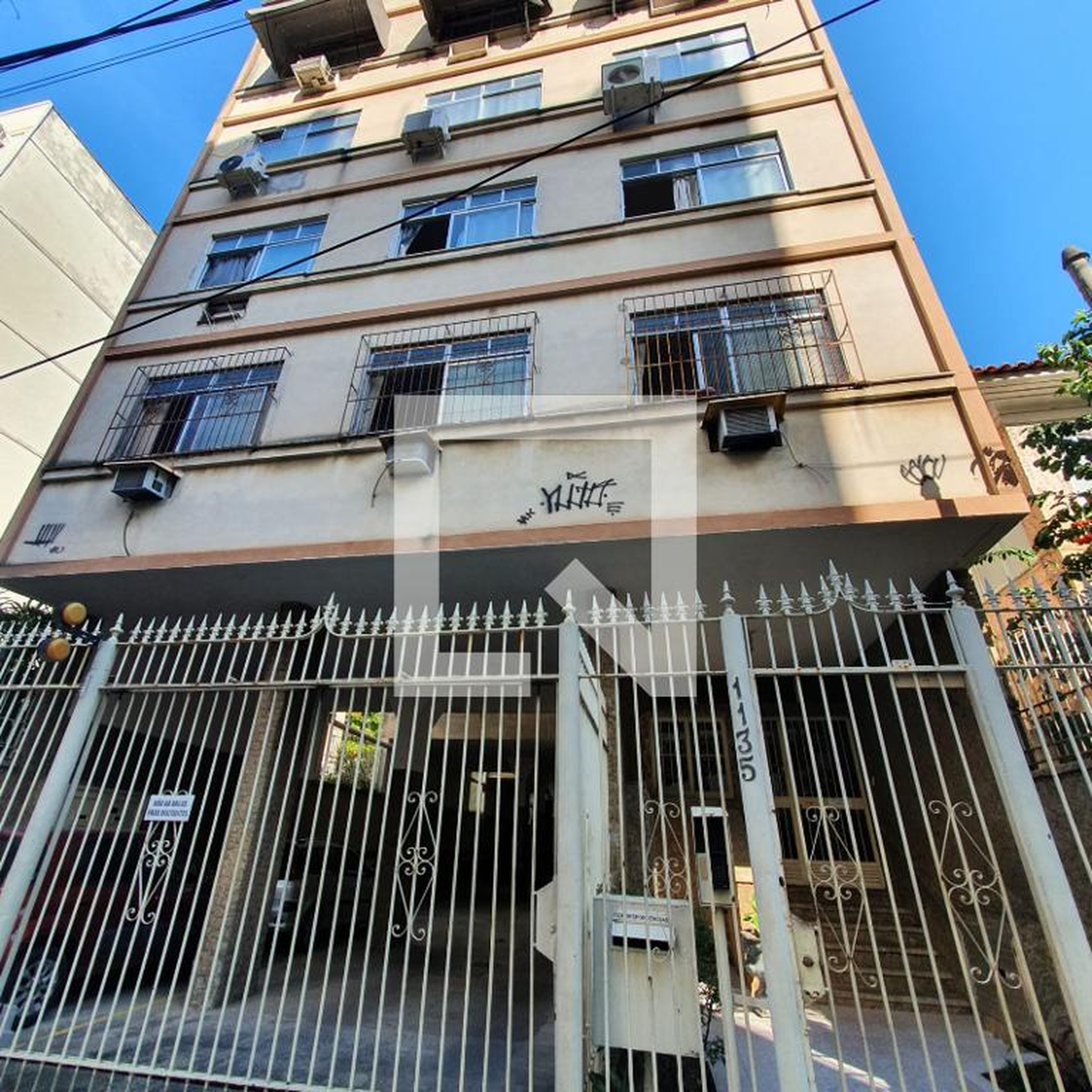 Fachada Condomínio Rizcla Manela