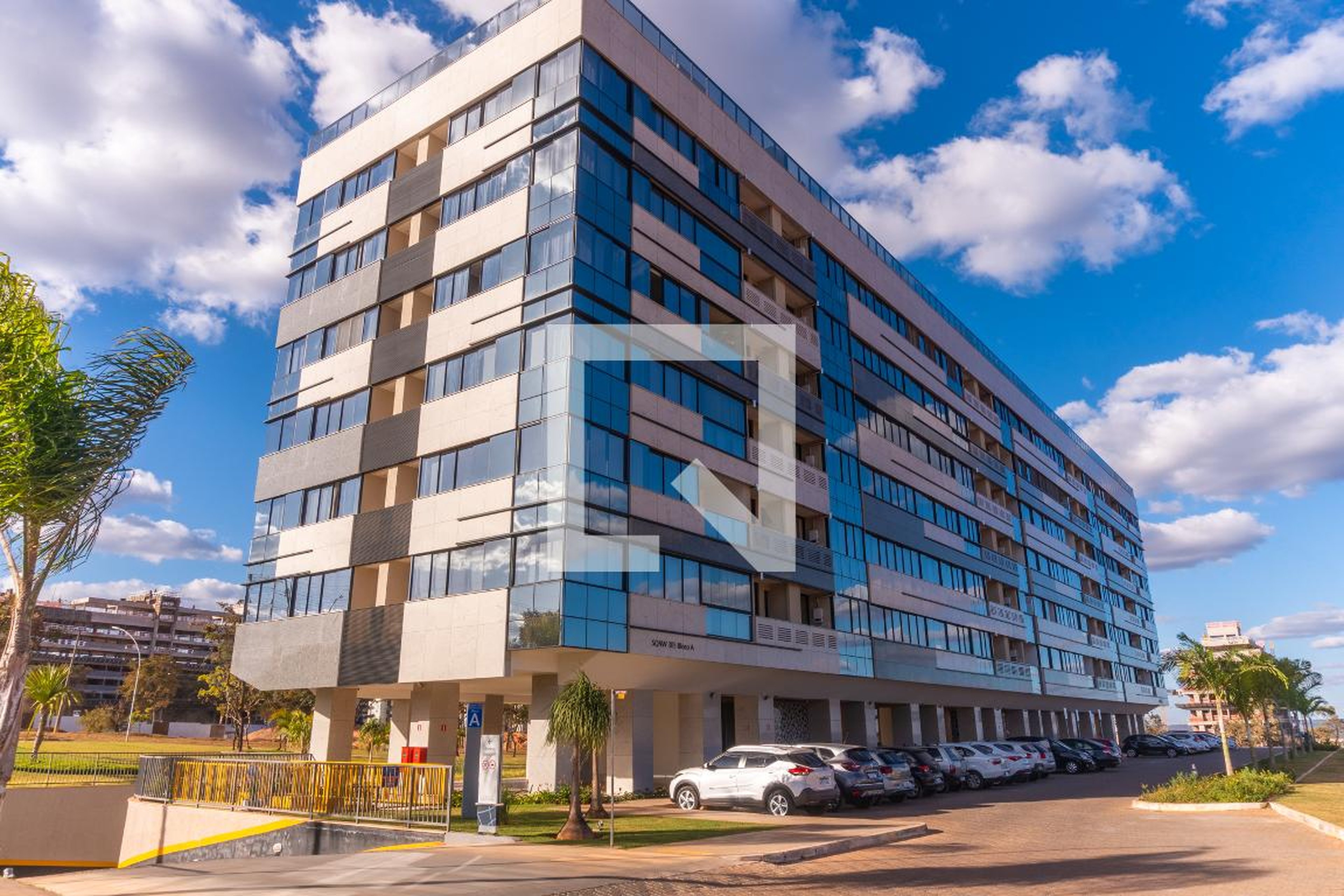 Fachada do Condomínio Condomínio Reserva Capital