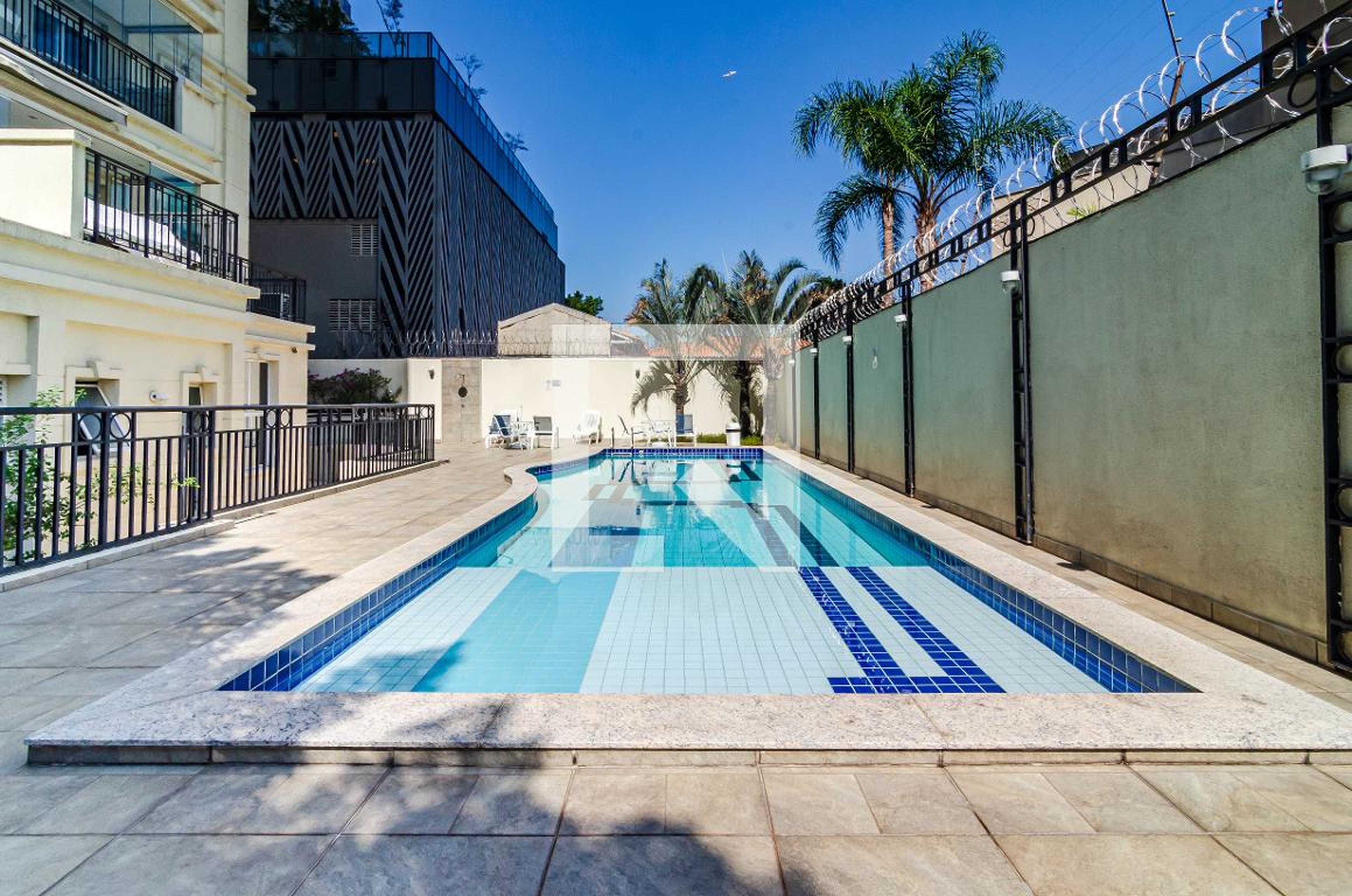 Piscina - Edifício Living Garden