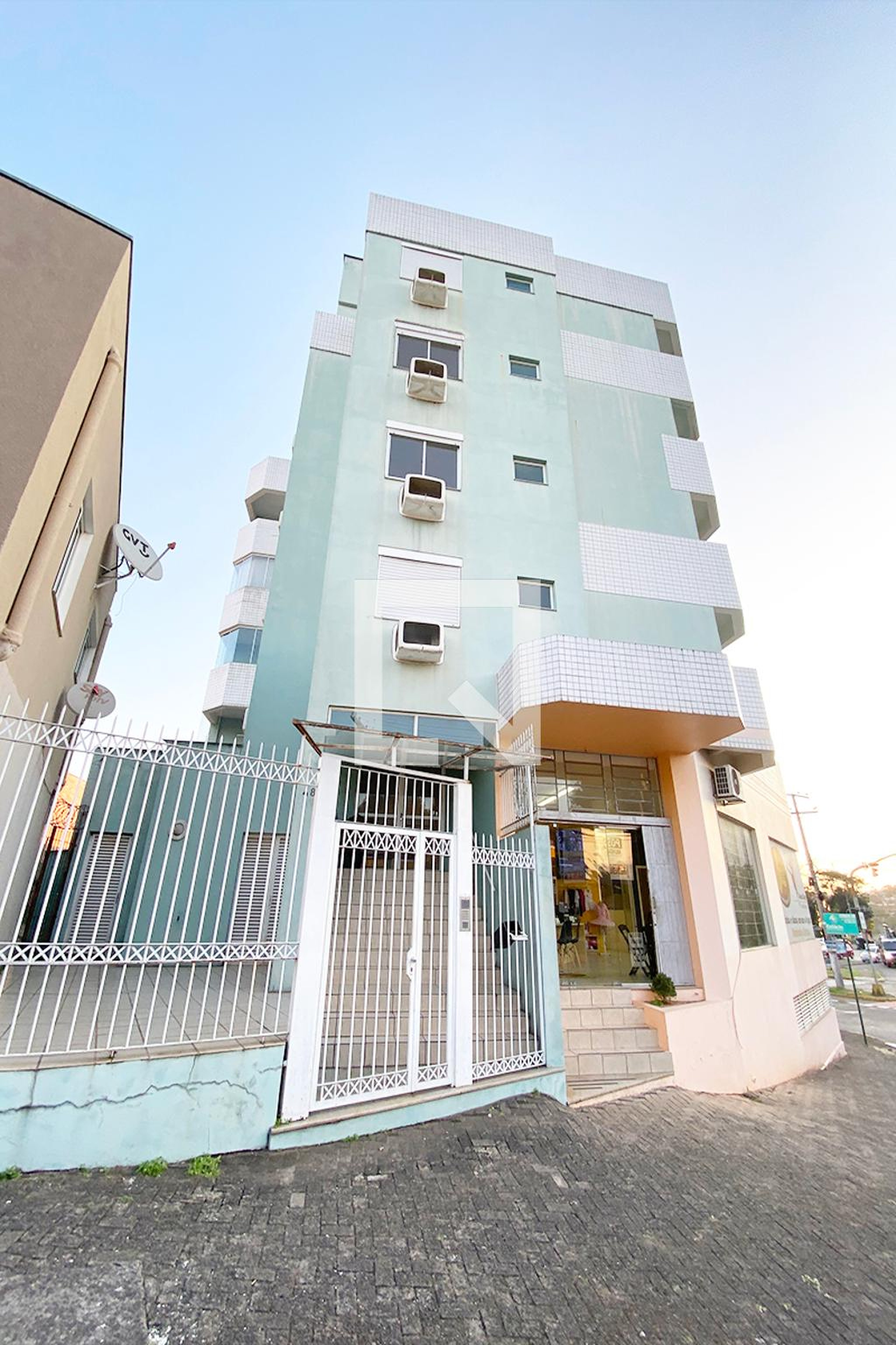 Fachada do Condomínio Condomínio Difiori