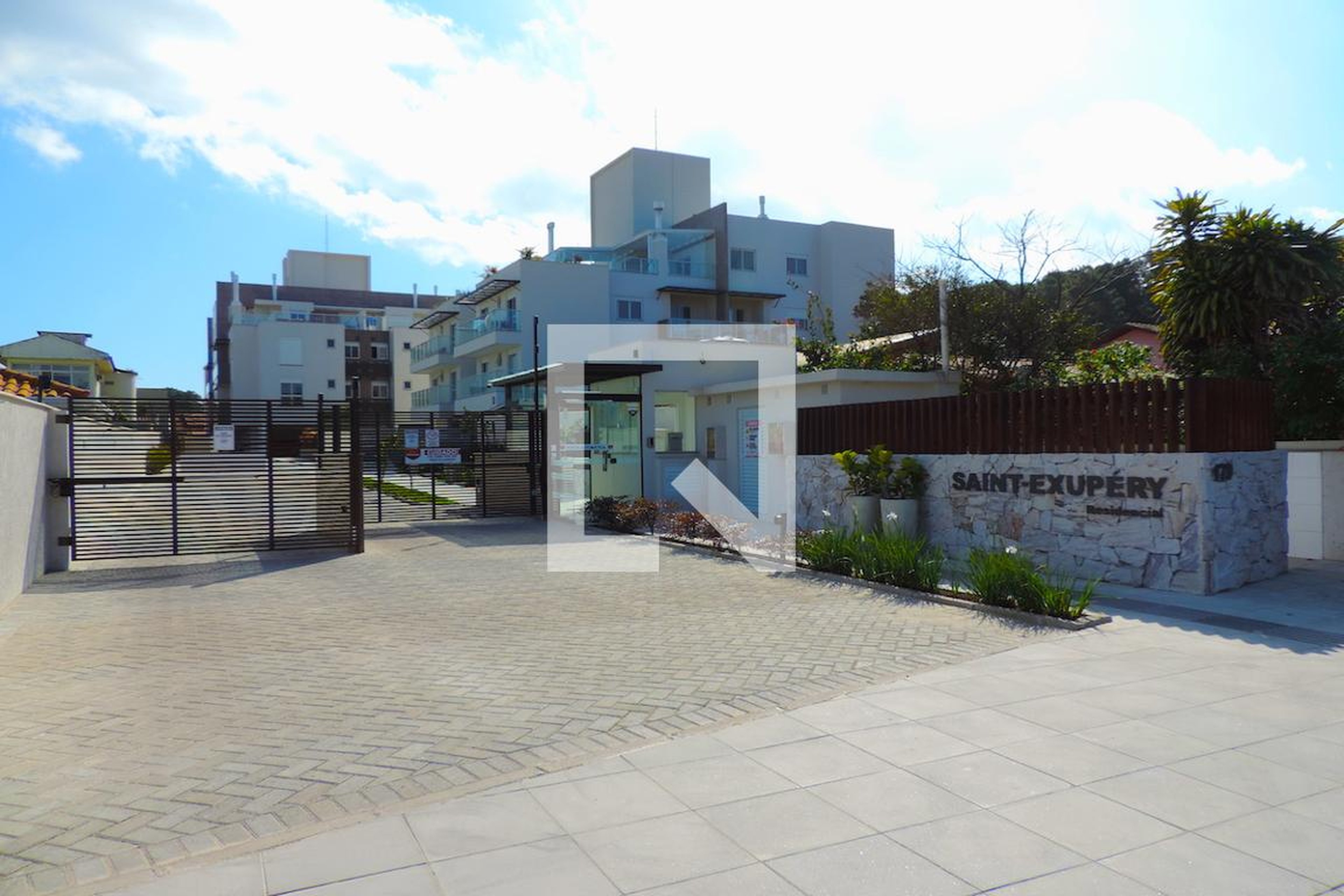 Fachada do Condomínio Condomínio Saint Exupery