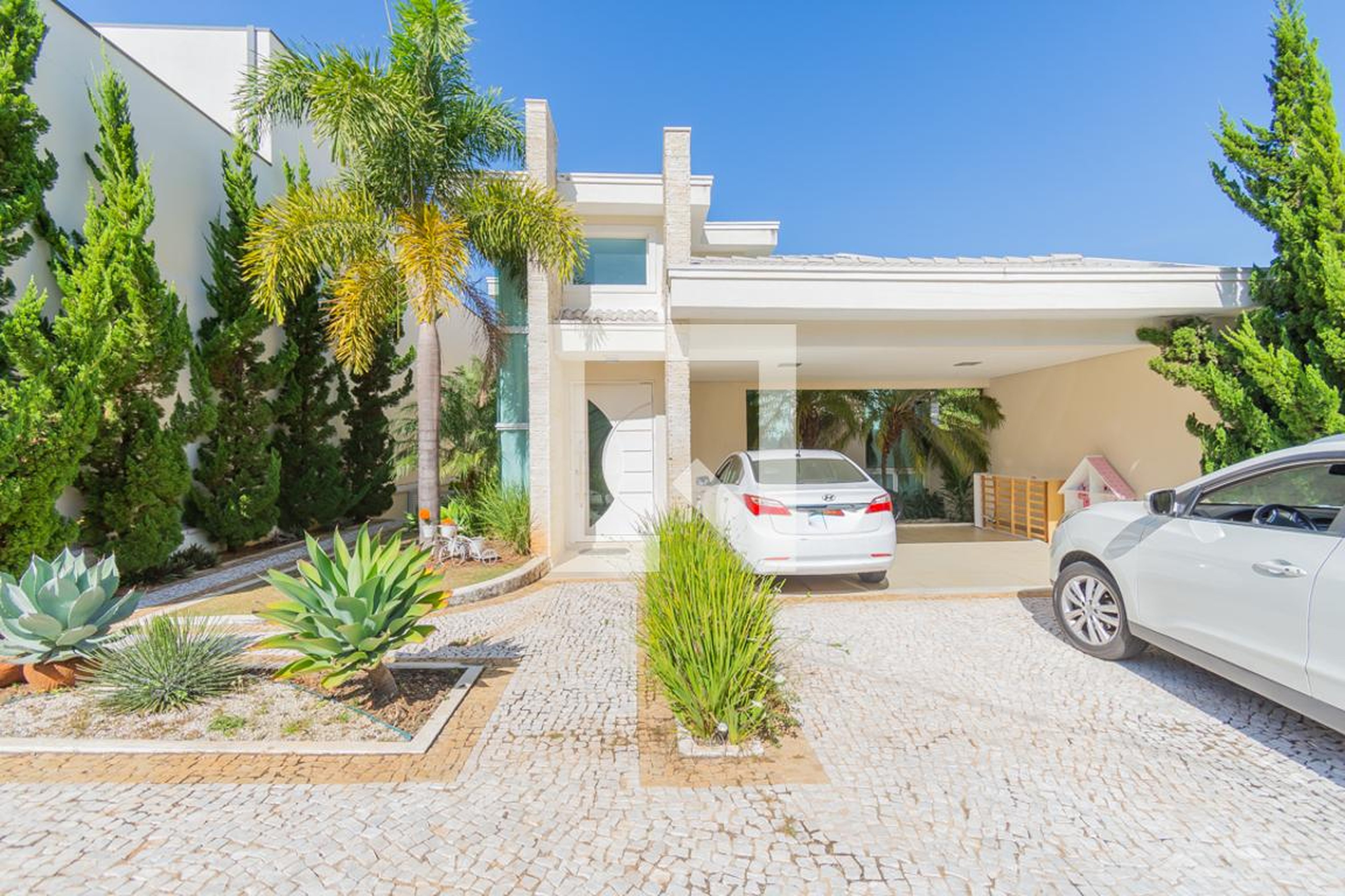 Fachada Condomínio Laurerz