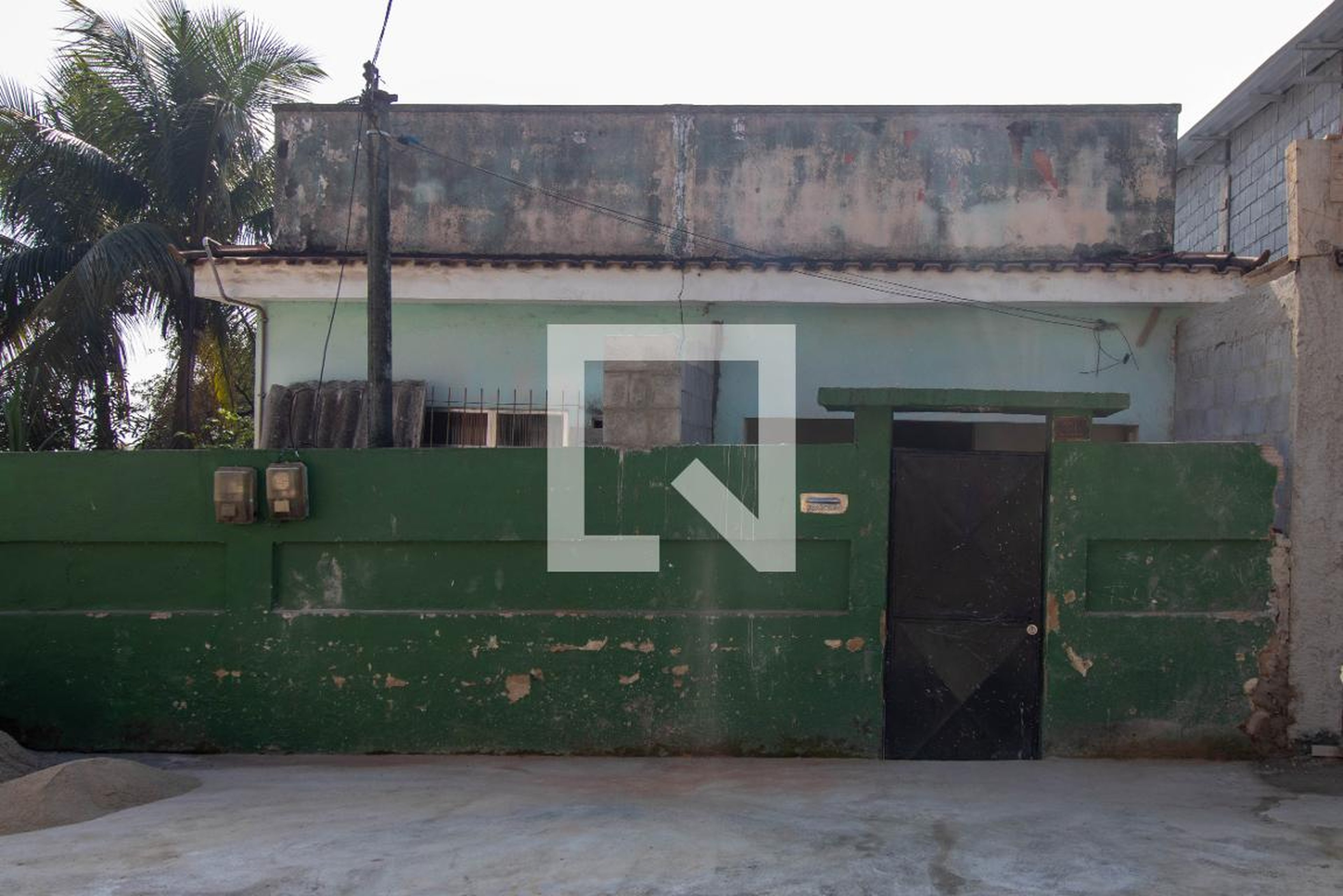 Fachada Condomínio em Rua B, 5