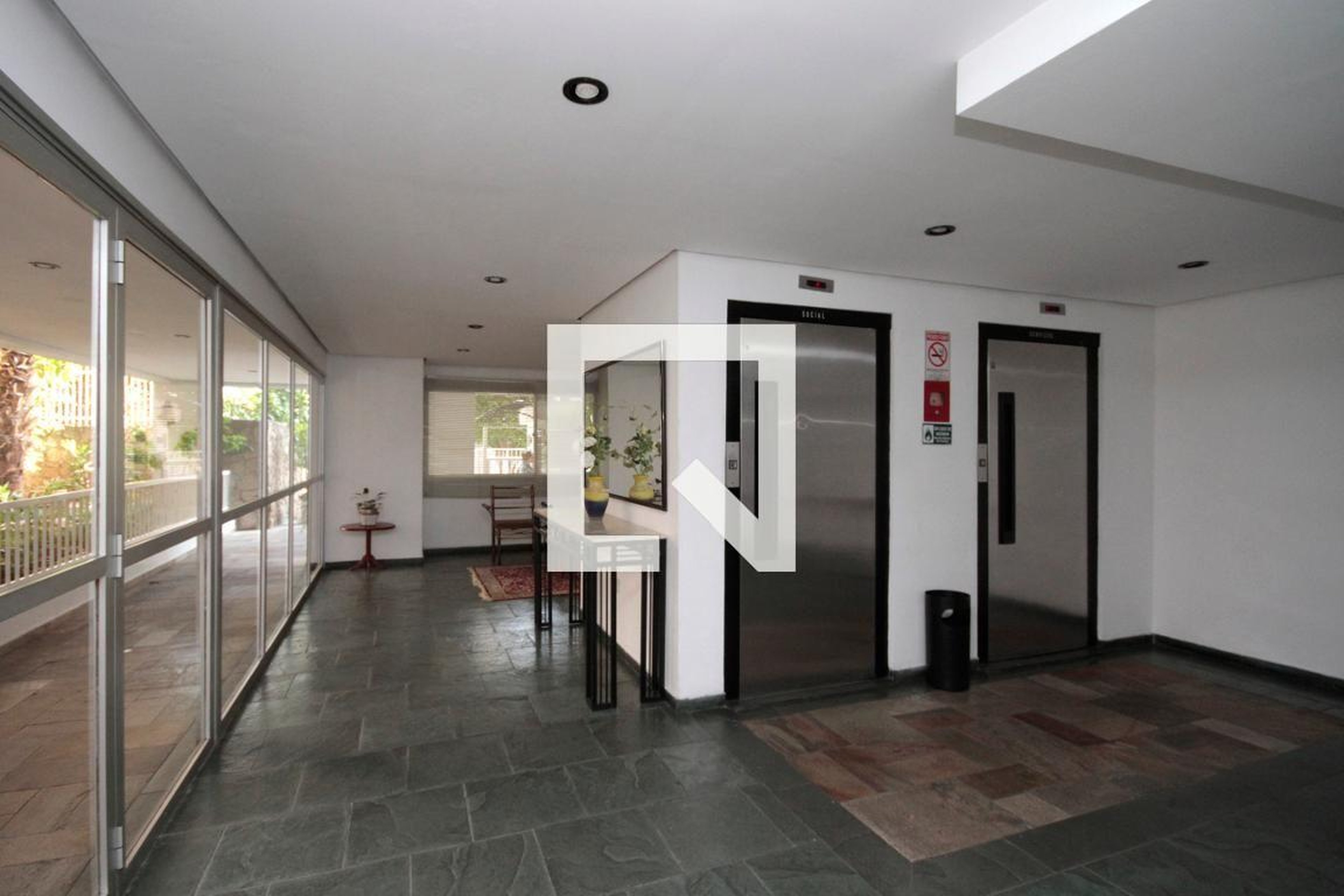 Hall - Edifício Romilda Aguiar