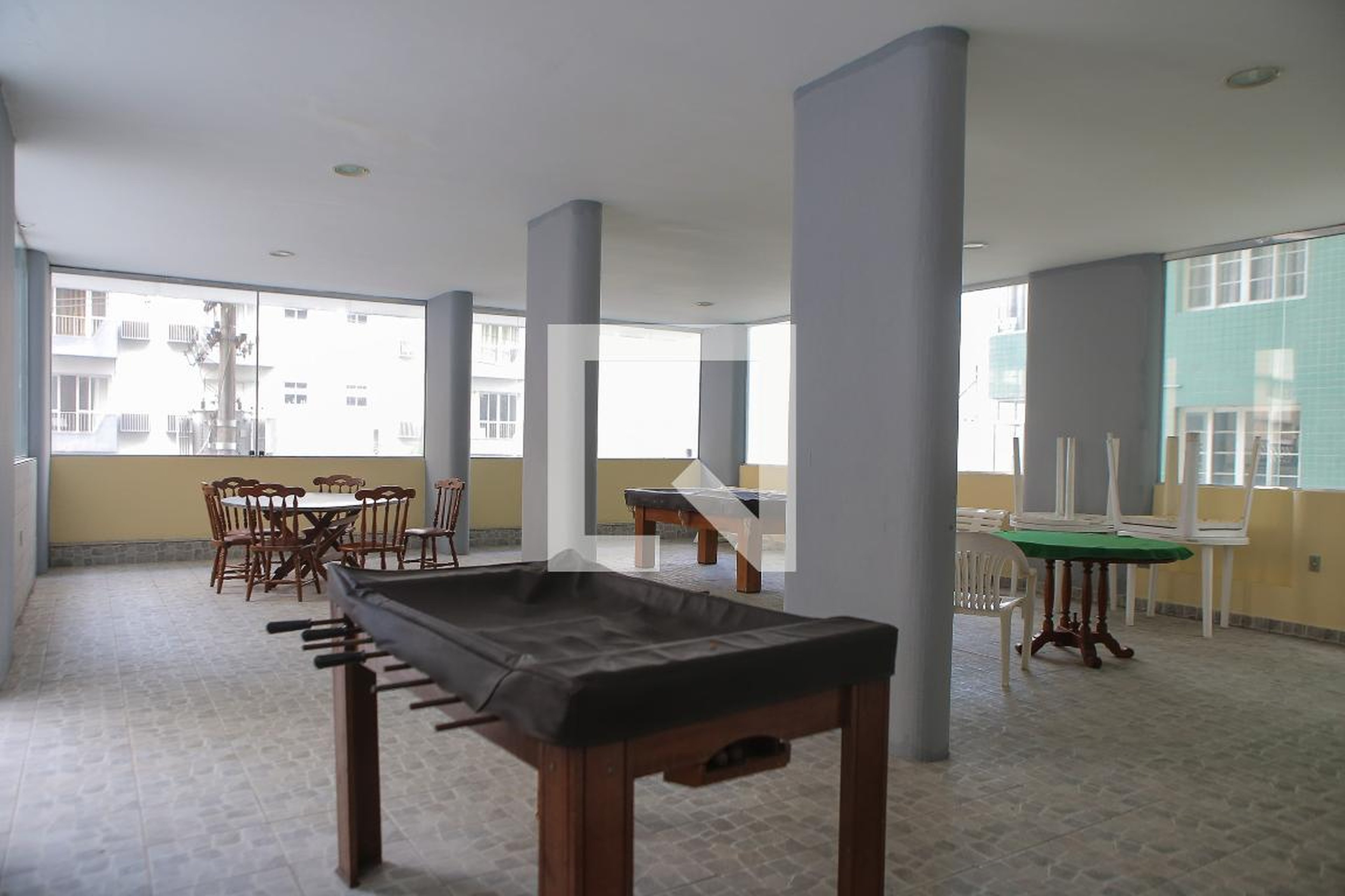 Salão de jogos - Savion Jose Menino