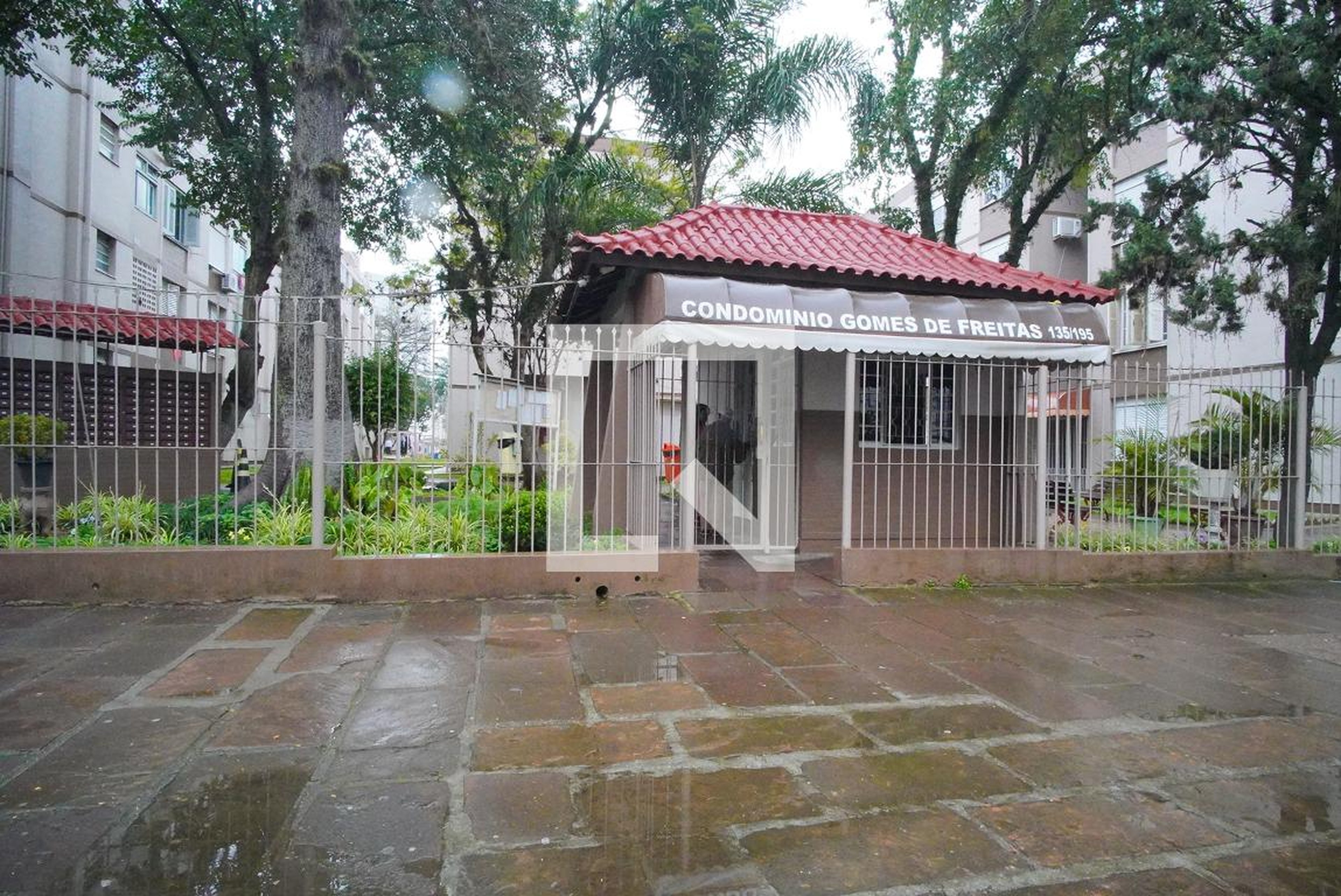 Fachada do Condomínio Condomínio em Rua Gomes de Freitas, 191
