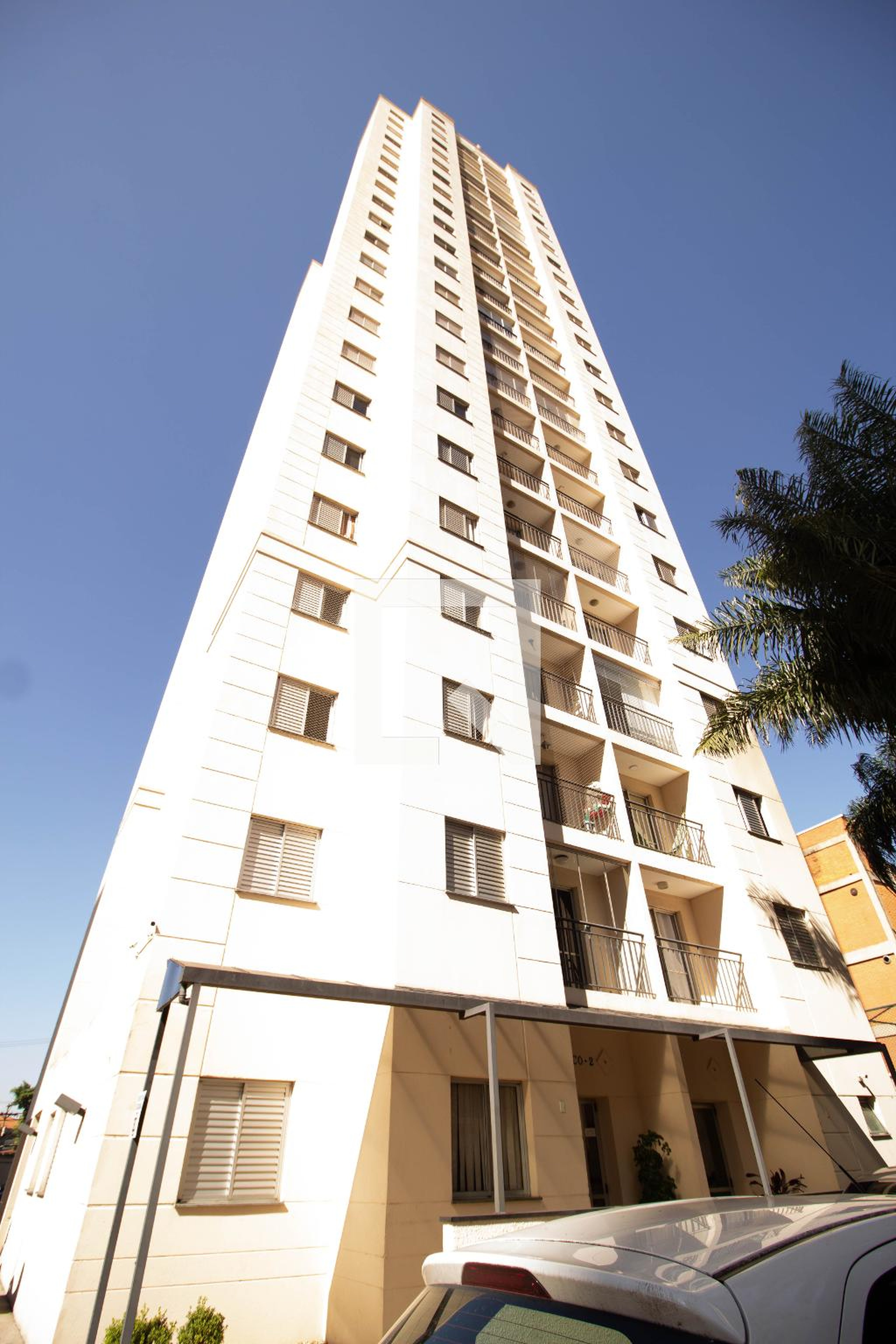 Fachada Condomínio em Rua Coronel Bento Bicudo, 902