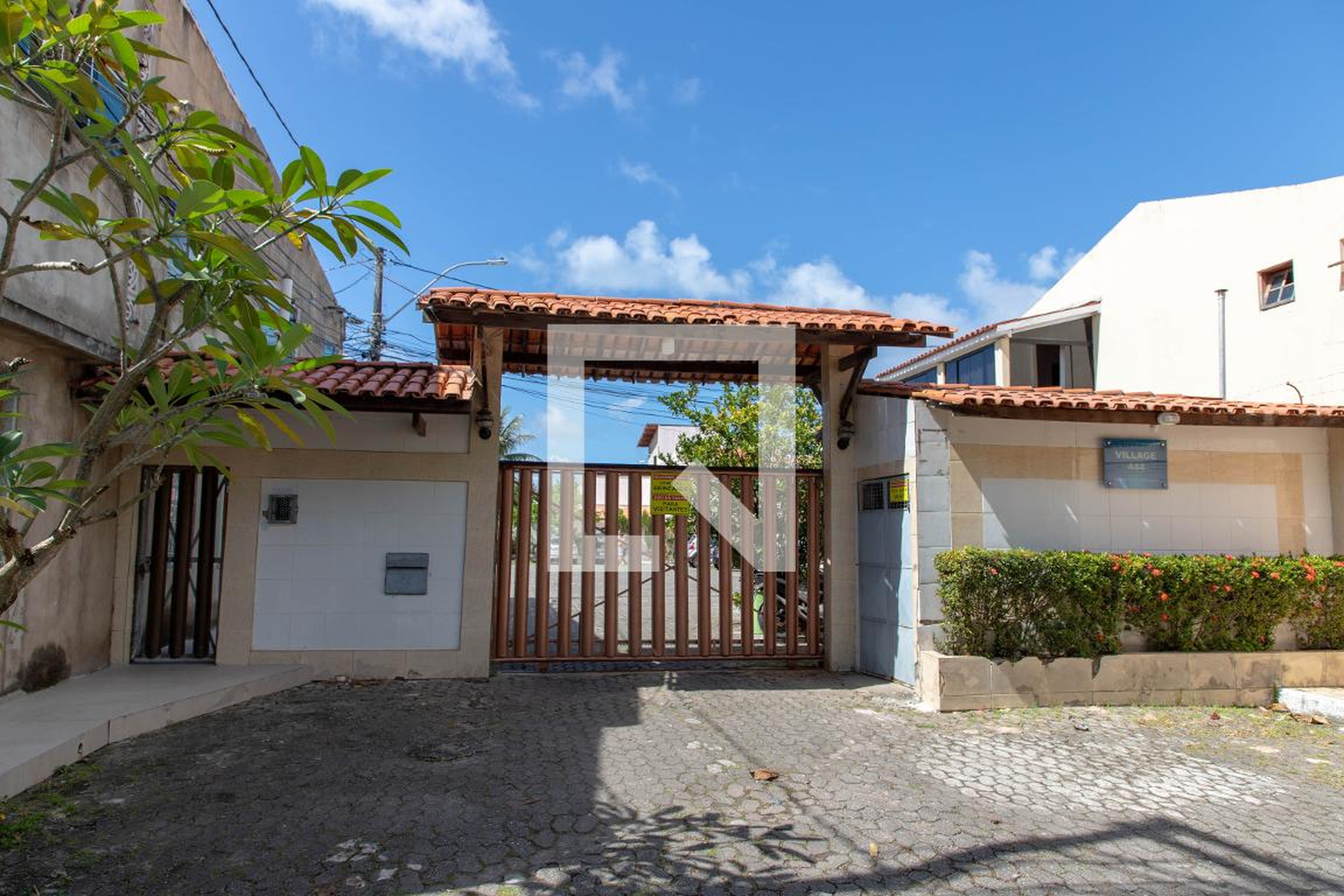 Fachada Condomínio em Rua Herbert José de Souza, 444
