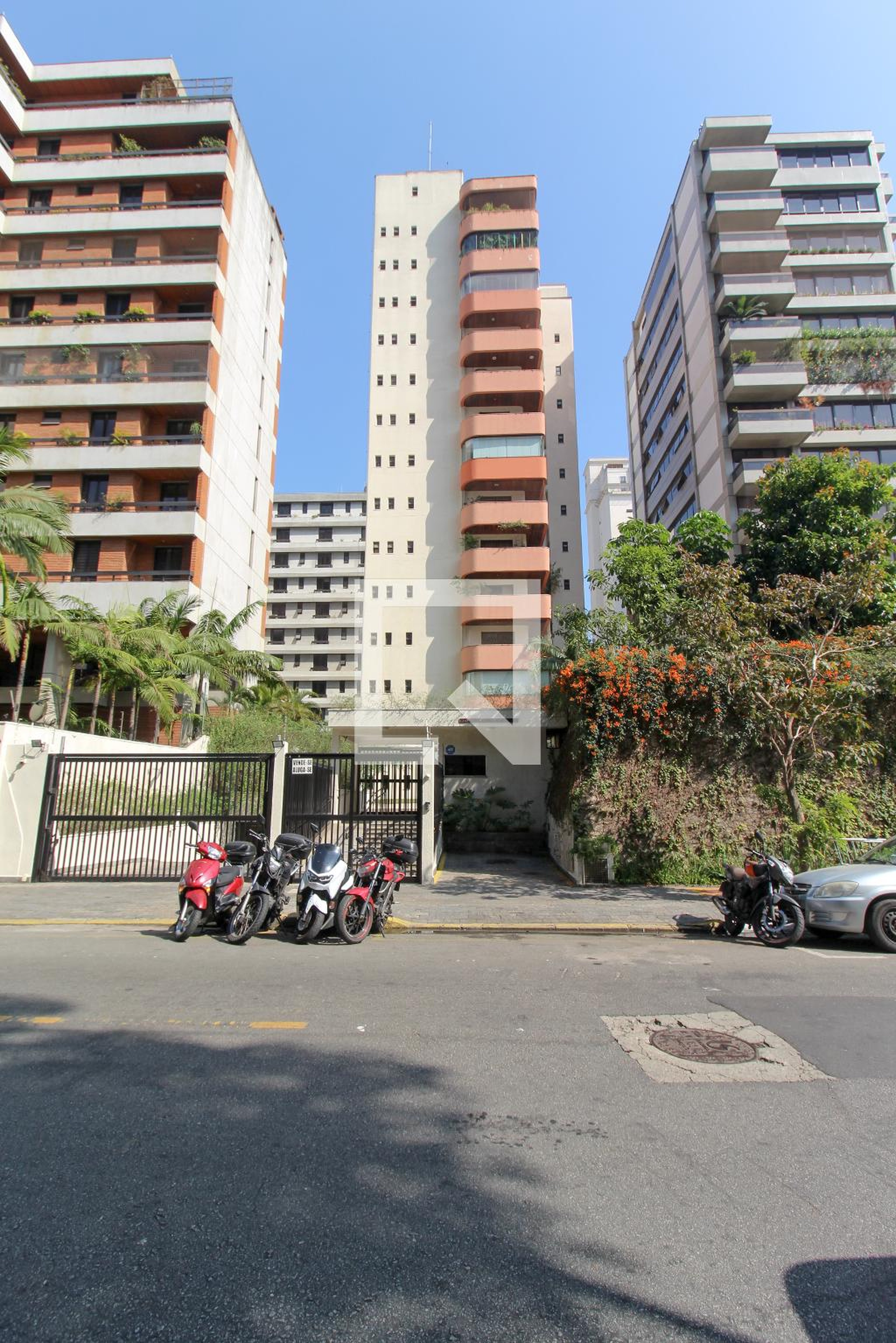 Fachada do Prédio Condomínio Royal Palace