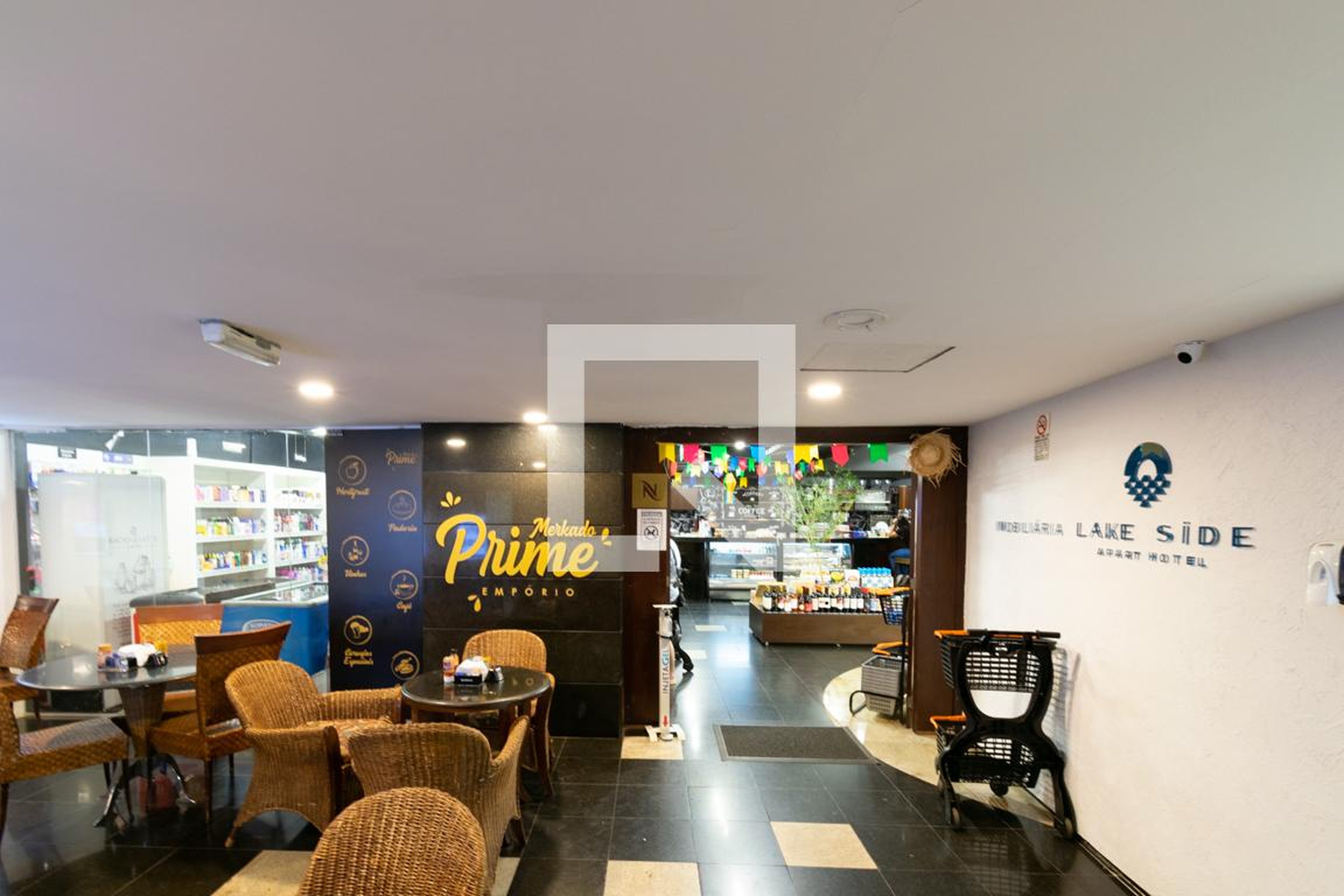 Área comum - Golden Tulip