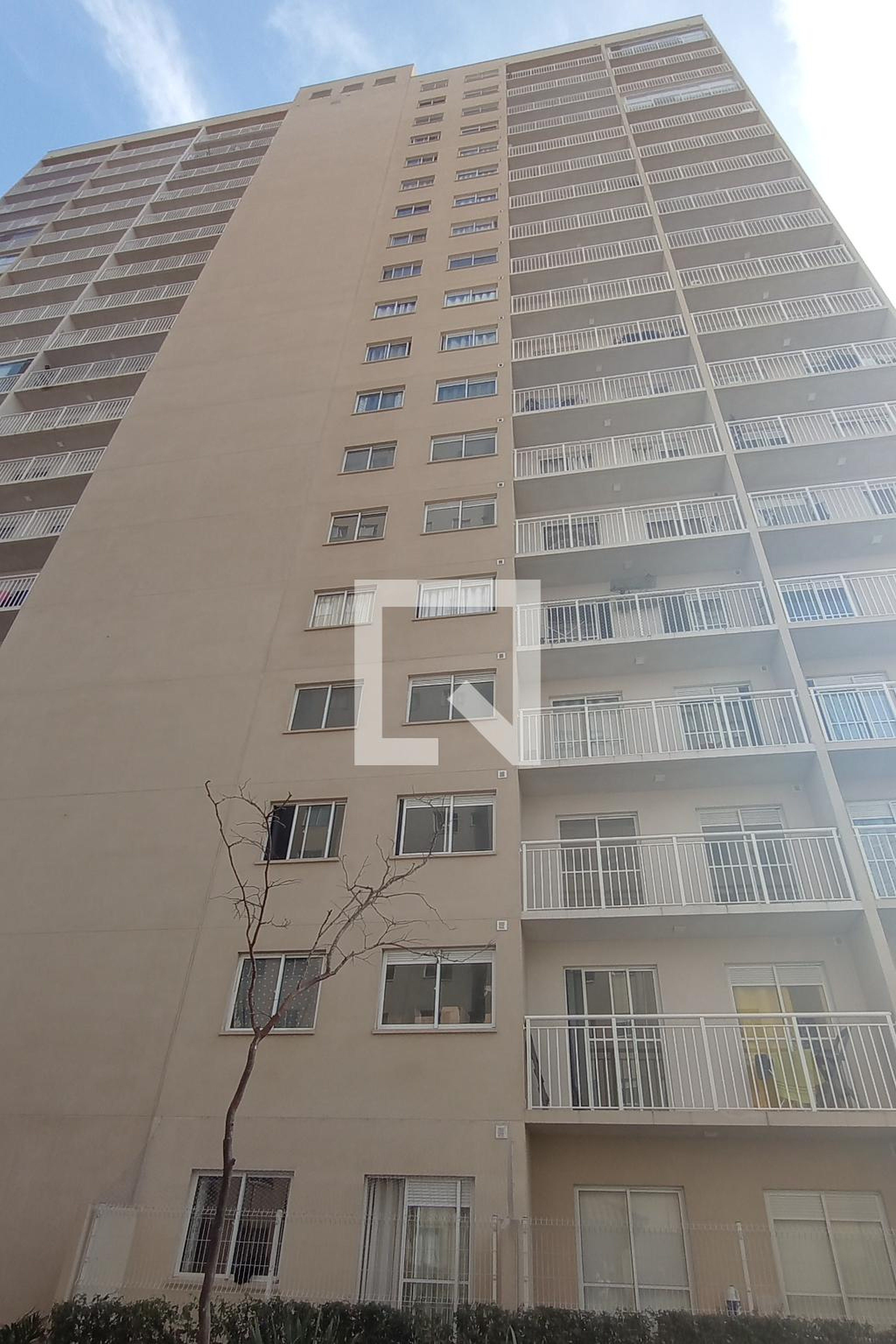 Fachada do Condomínio Condomínio Plano & Penha