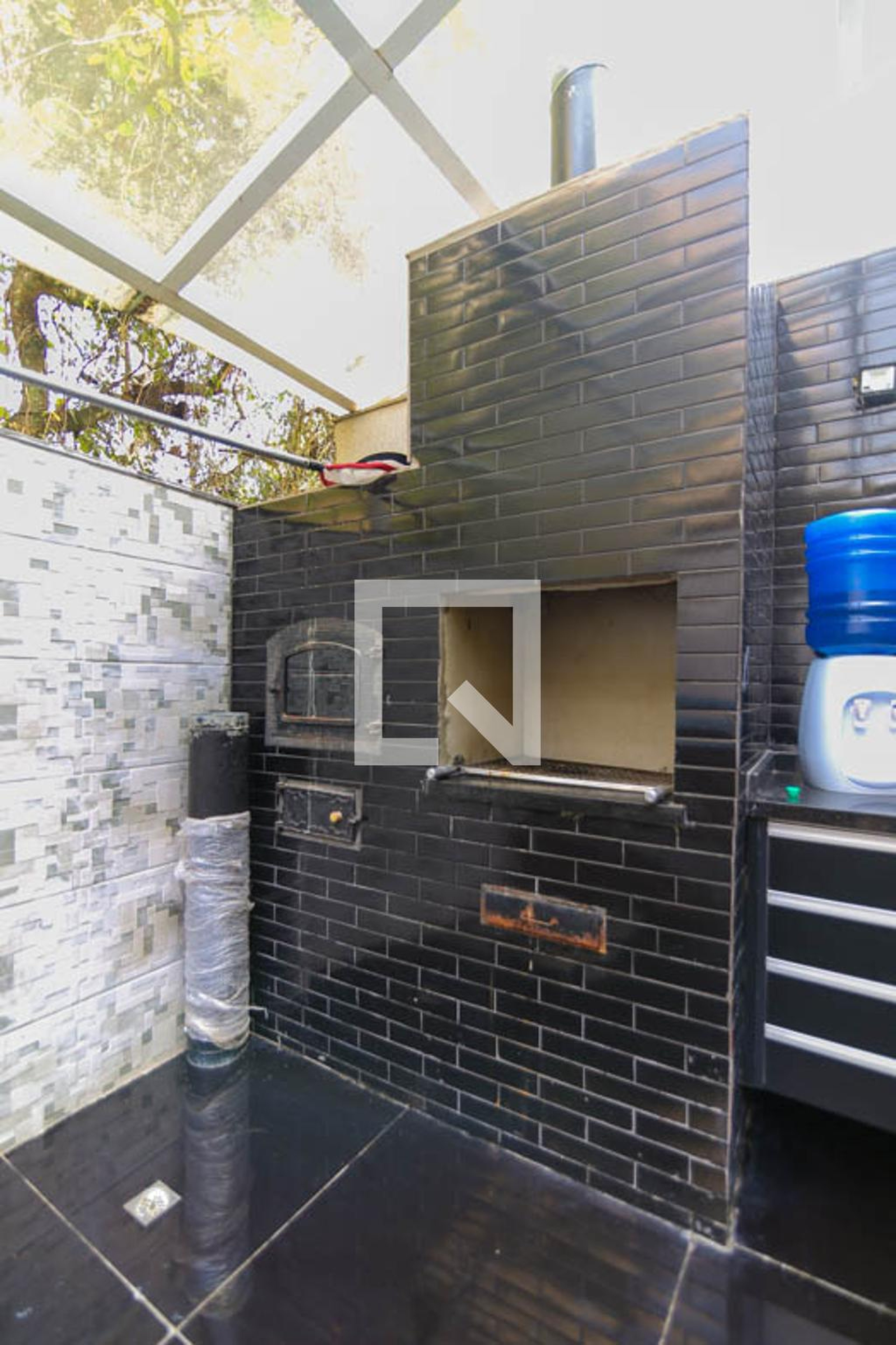 Churrasqueira - Residencial Flores da Serra