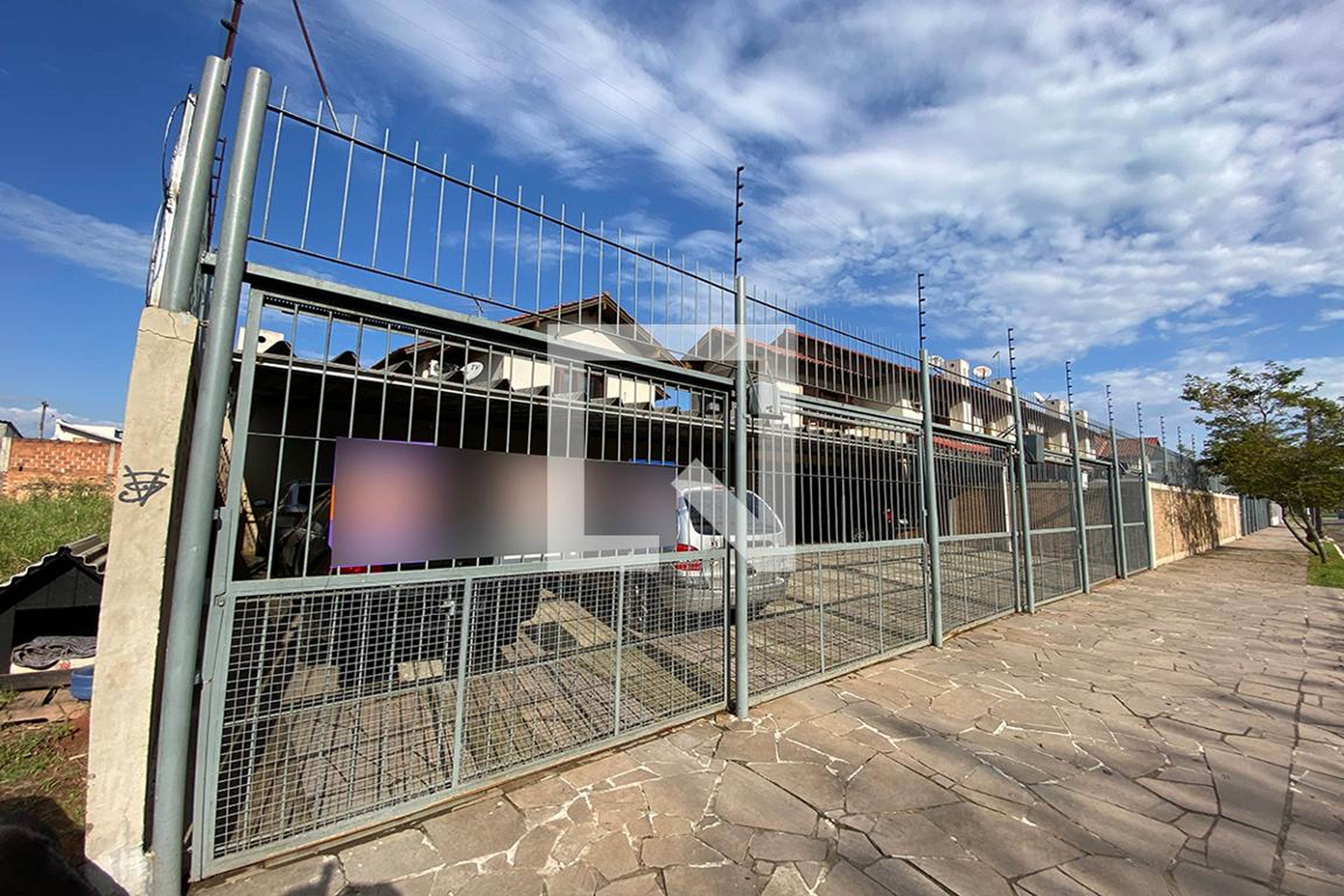 Fachada do Condomínio Condomínio em Rua Tupã, 169