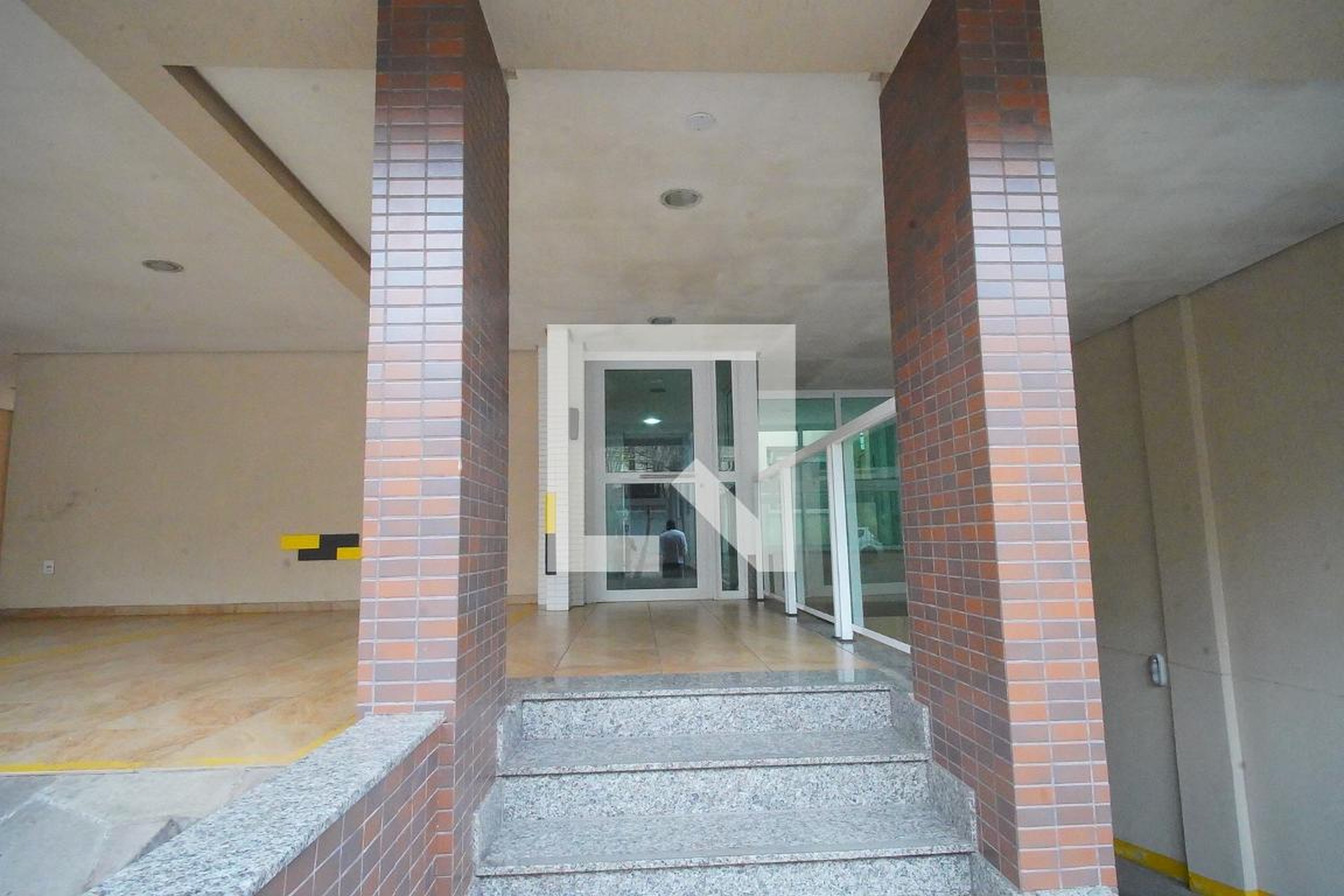 Entrada do prédio - Edifício Solar Algarve
