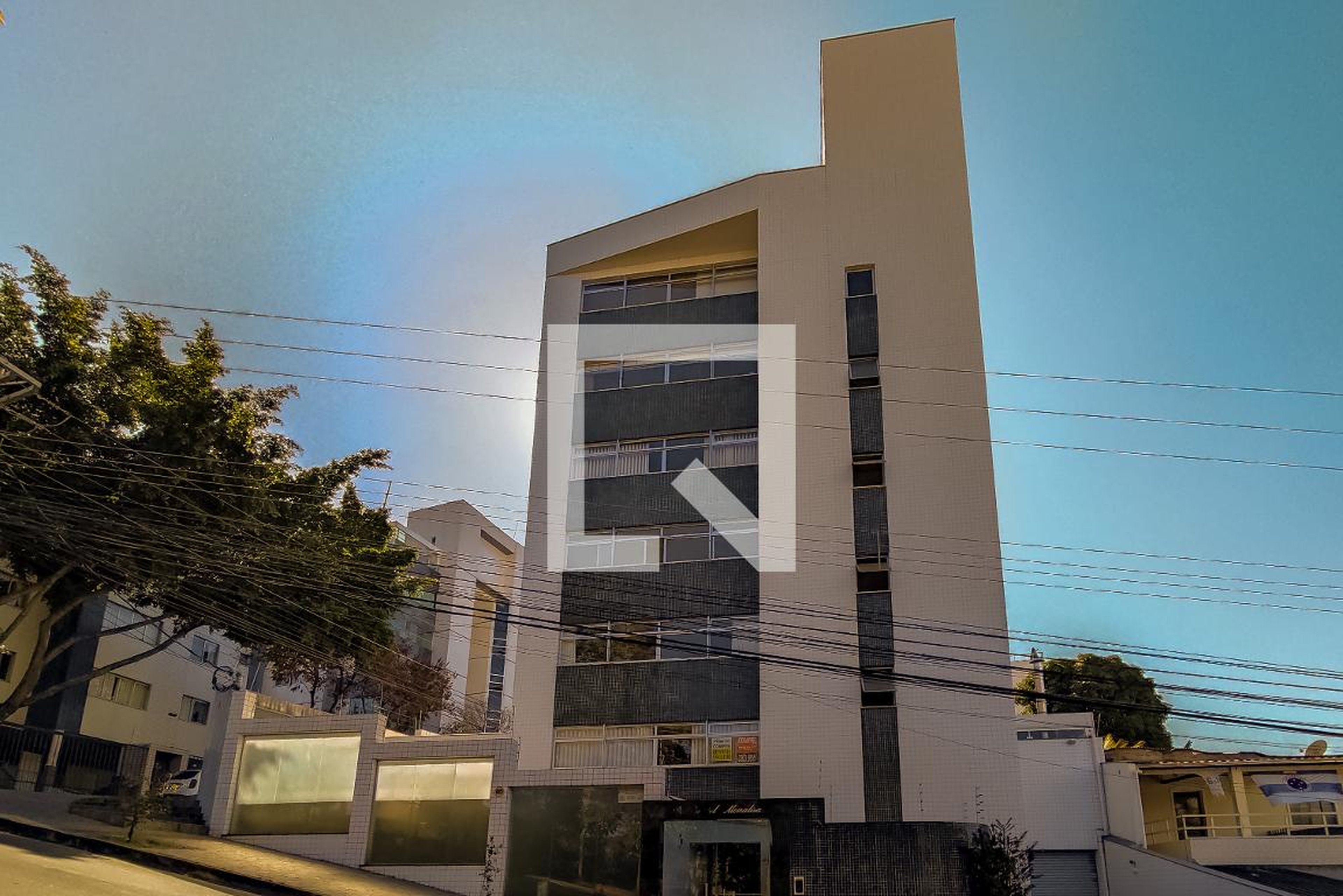 Fachada Residencial Mona Lisa