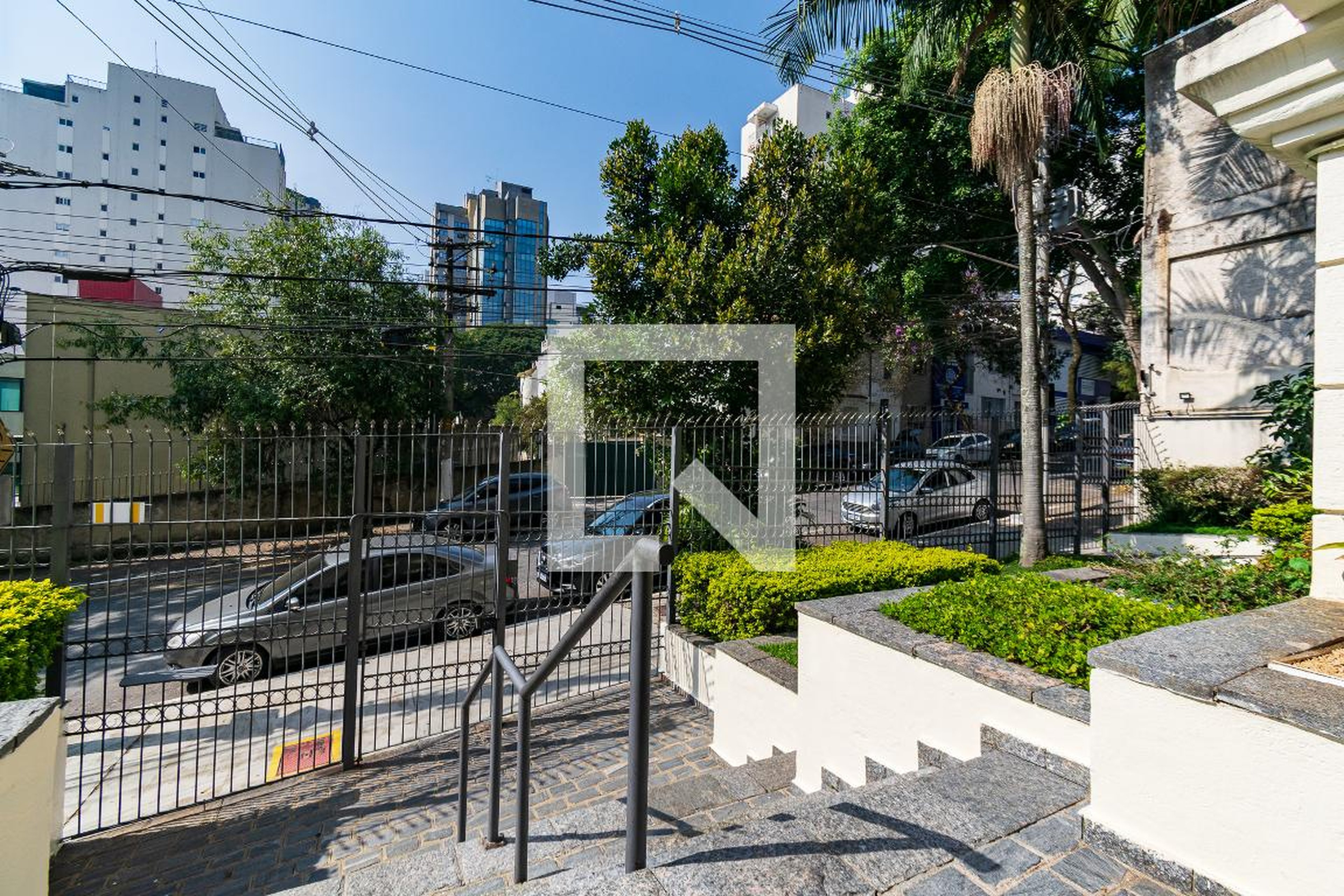 Entrada - Edifício Rhodes