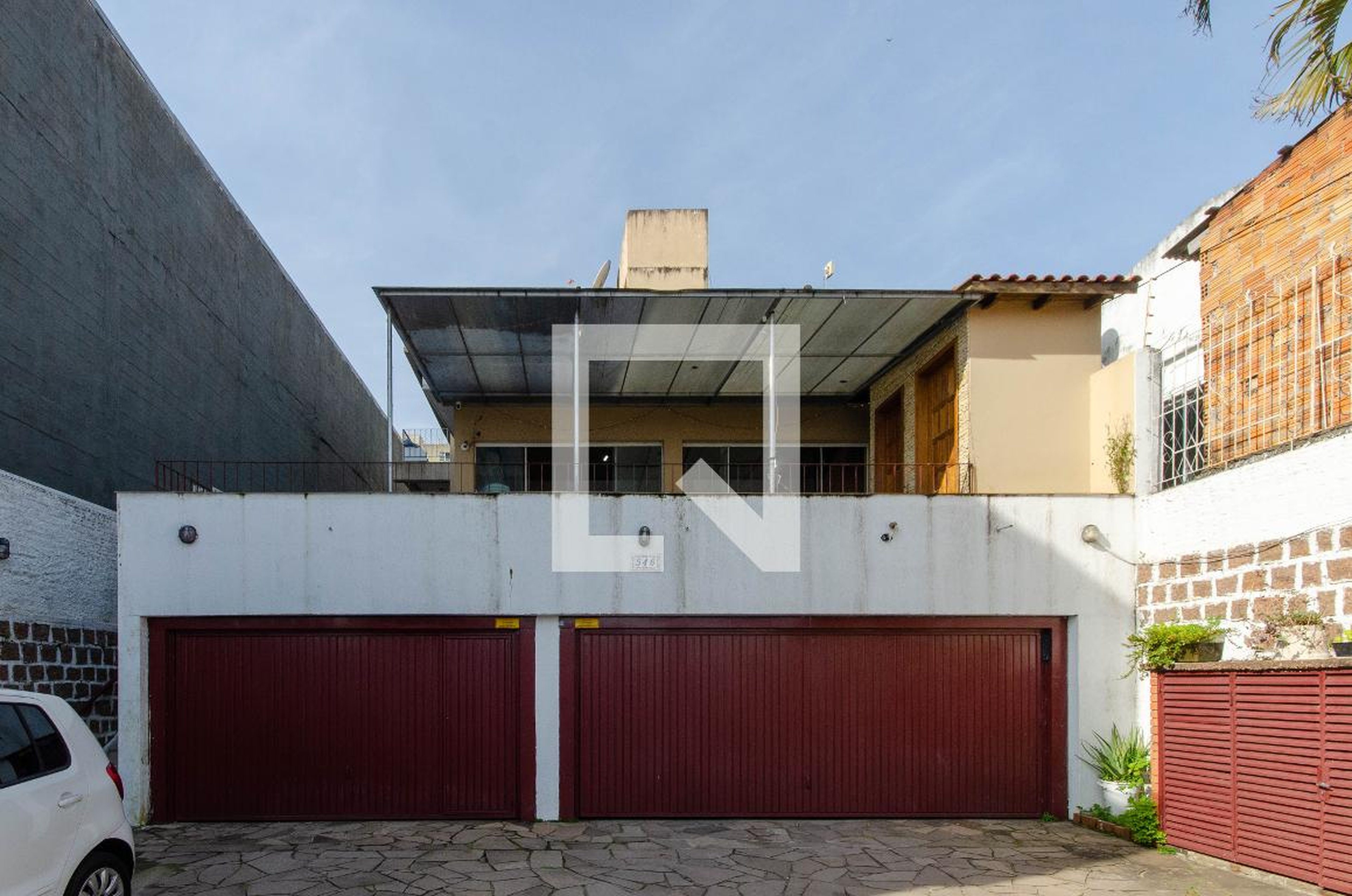 Fachada do Condomínio Condomínio em Avenida Vicente Monteggia, 546