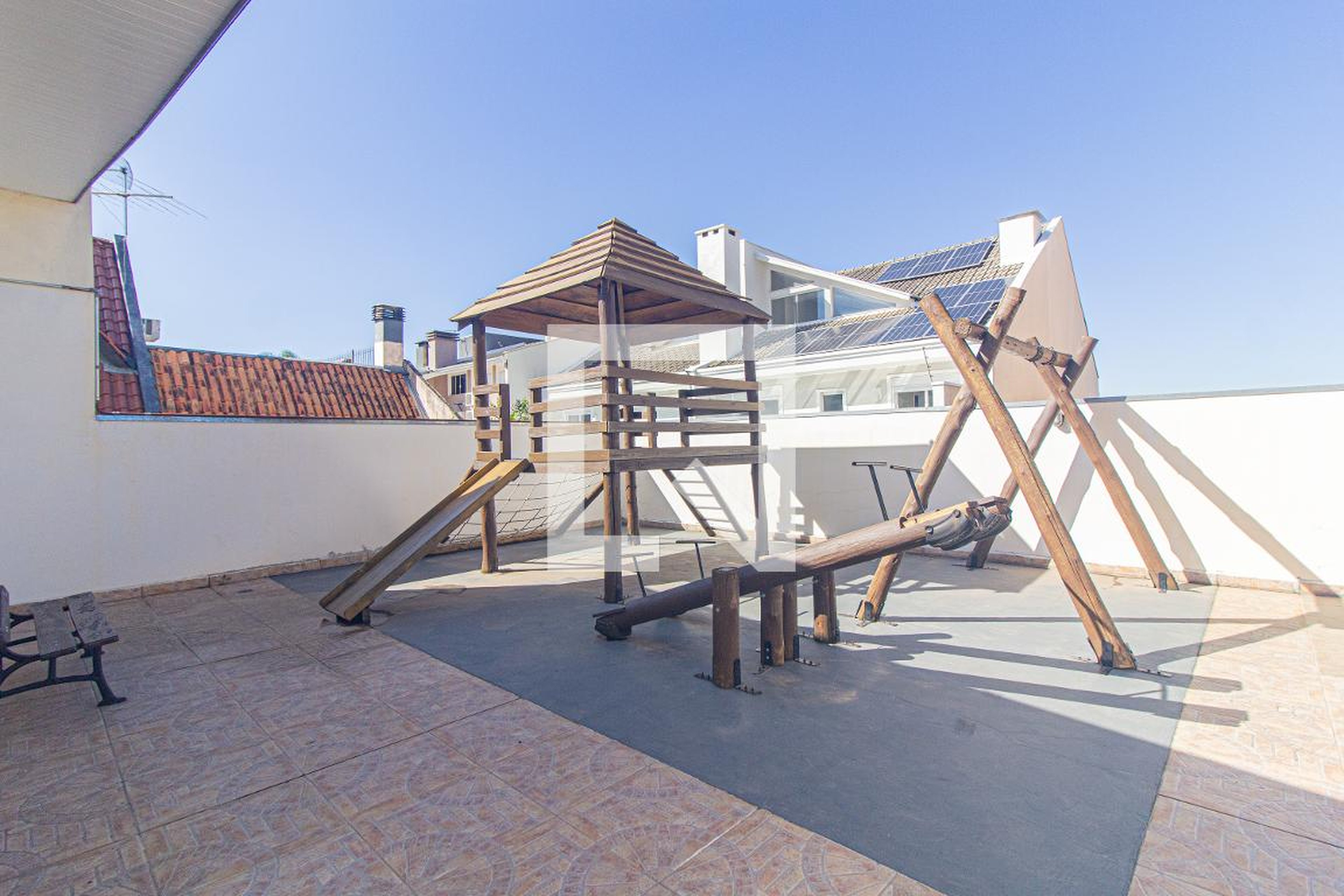 Playground - Dona Francisca