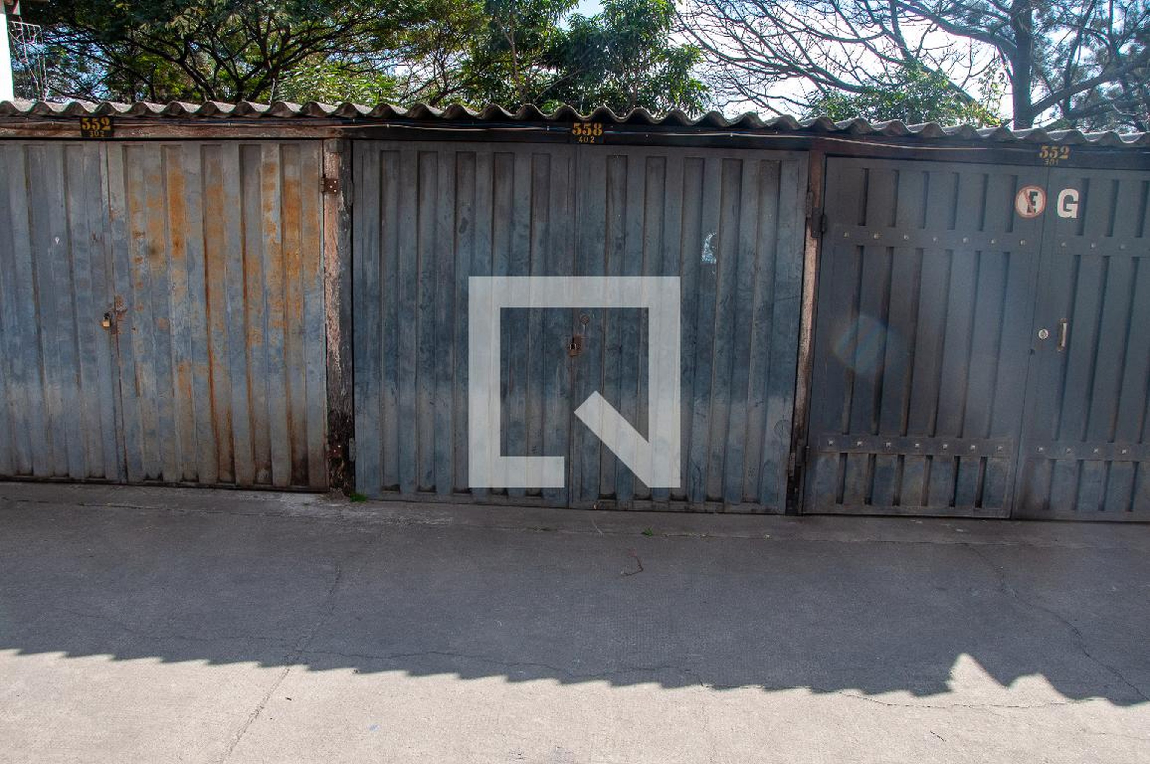 Fachada Condomínio em Avenida Cristal, 558