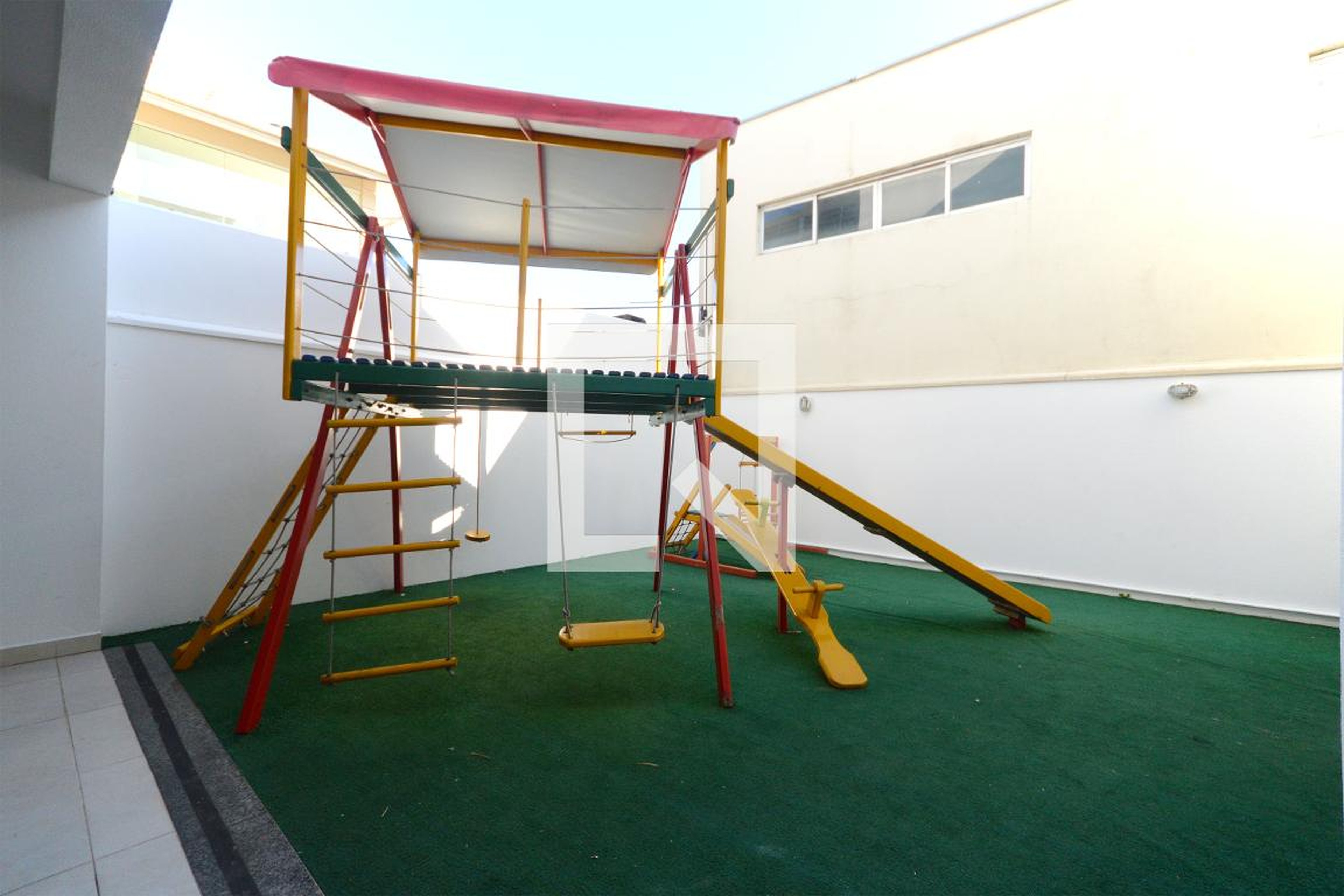 Playground - Nícolas Residence