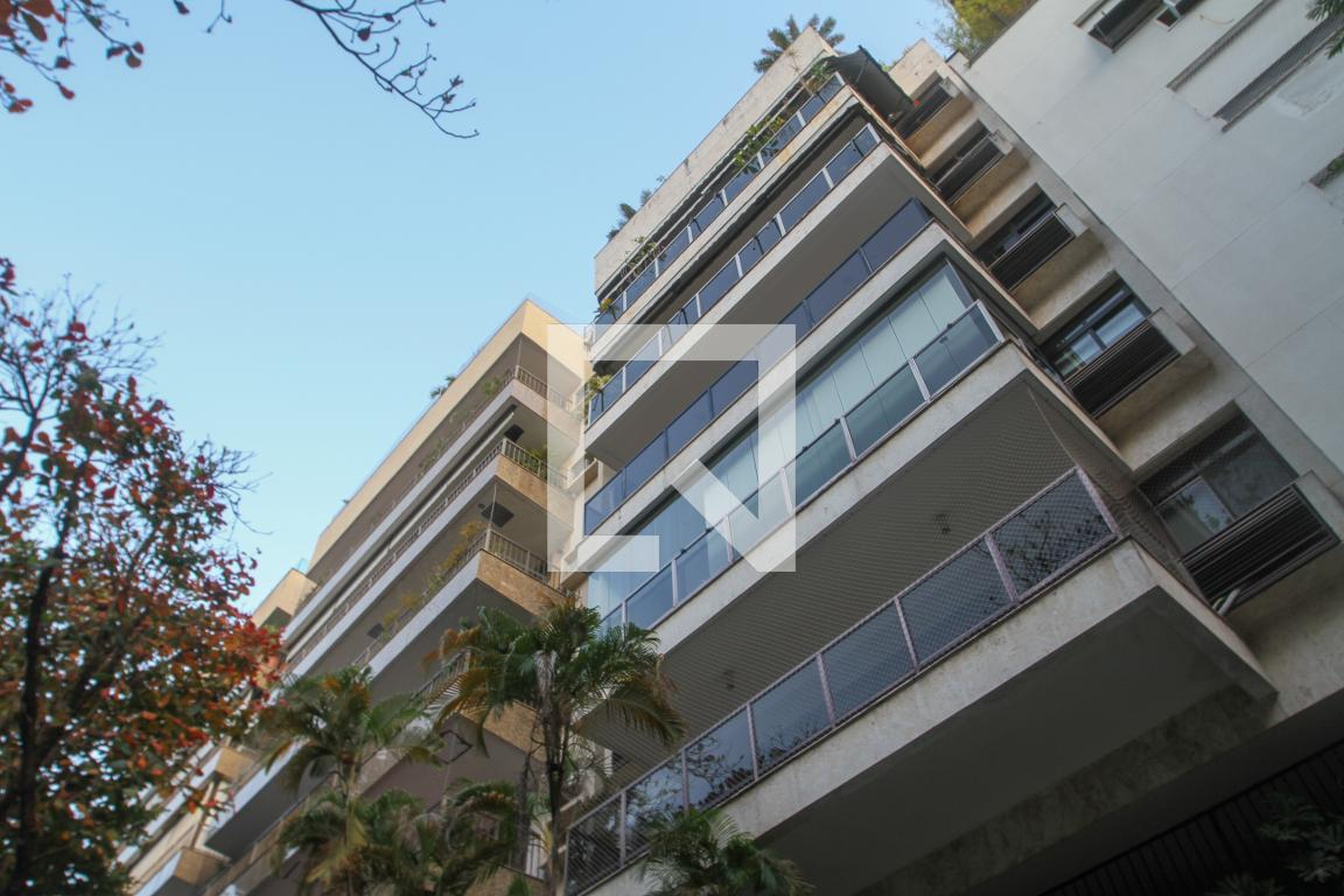 Fachada do Prédio Condomínio em Rua Barão de Jaguaripe, 361