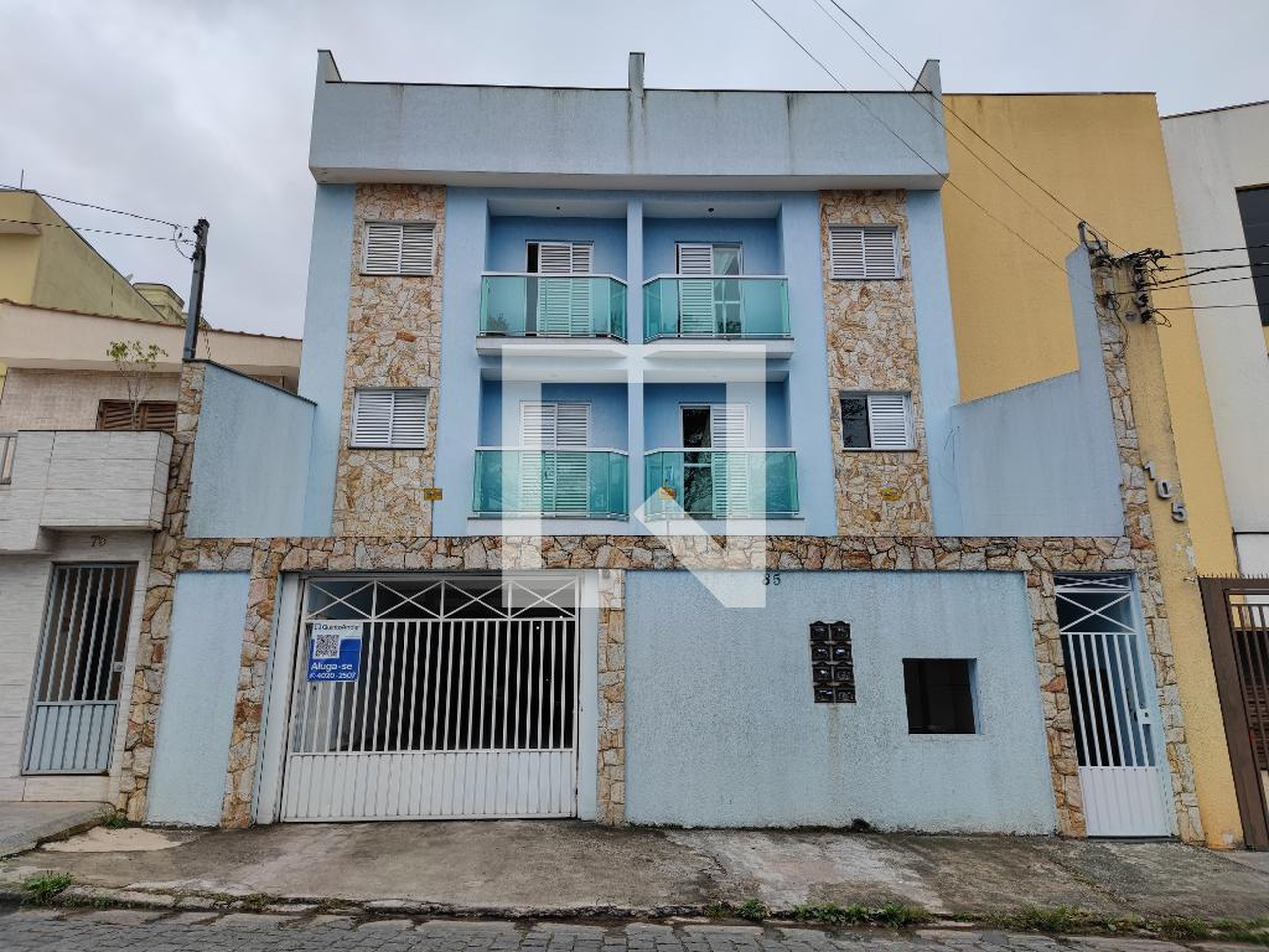 Fachada Condomínio em Rua Ingá, 85