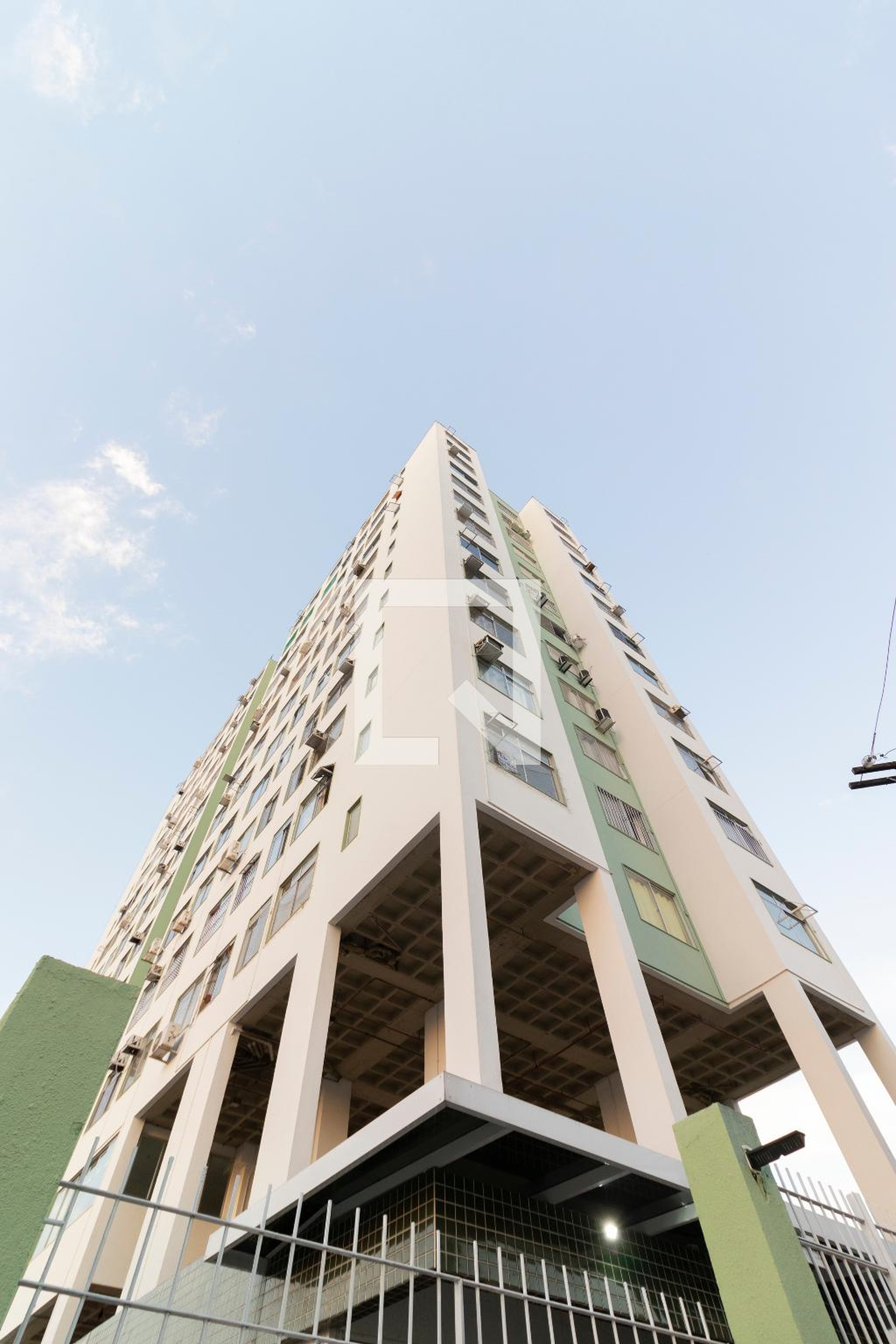 Fachada do Condomínio Condomínio em Rua João Moraes Cardoso Júnior, 1574