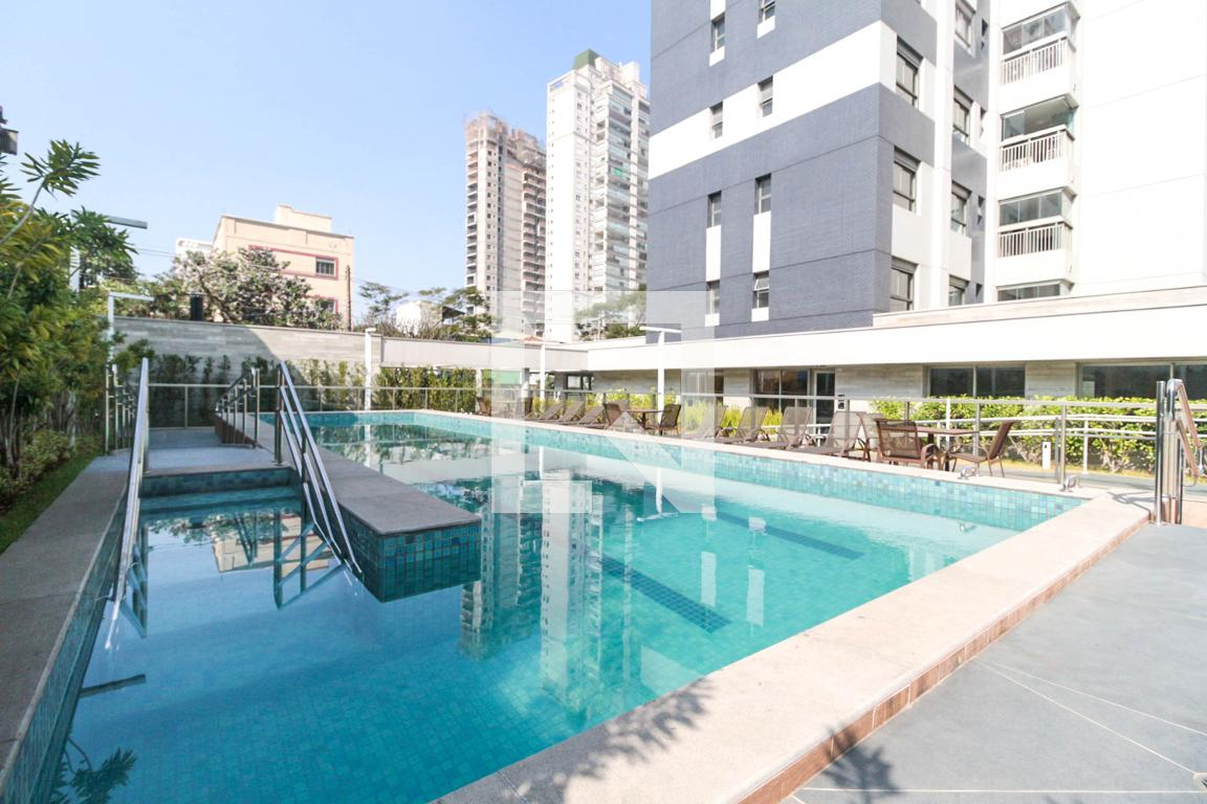 Piscina - Raízes do Parque