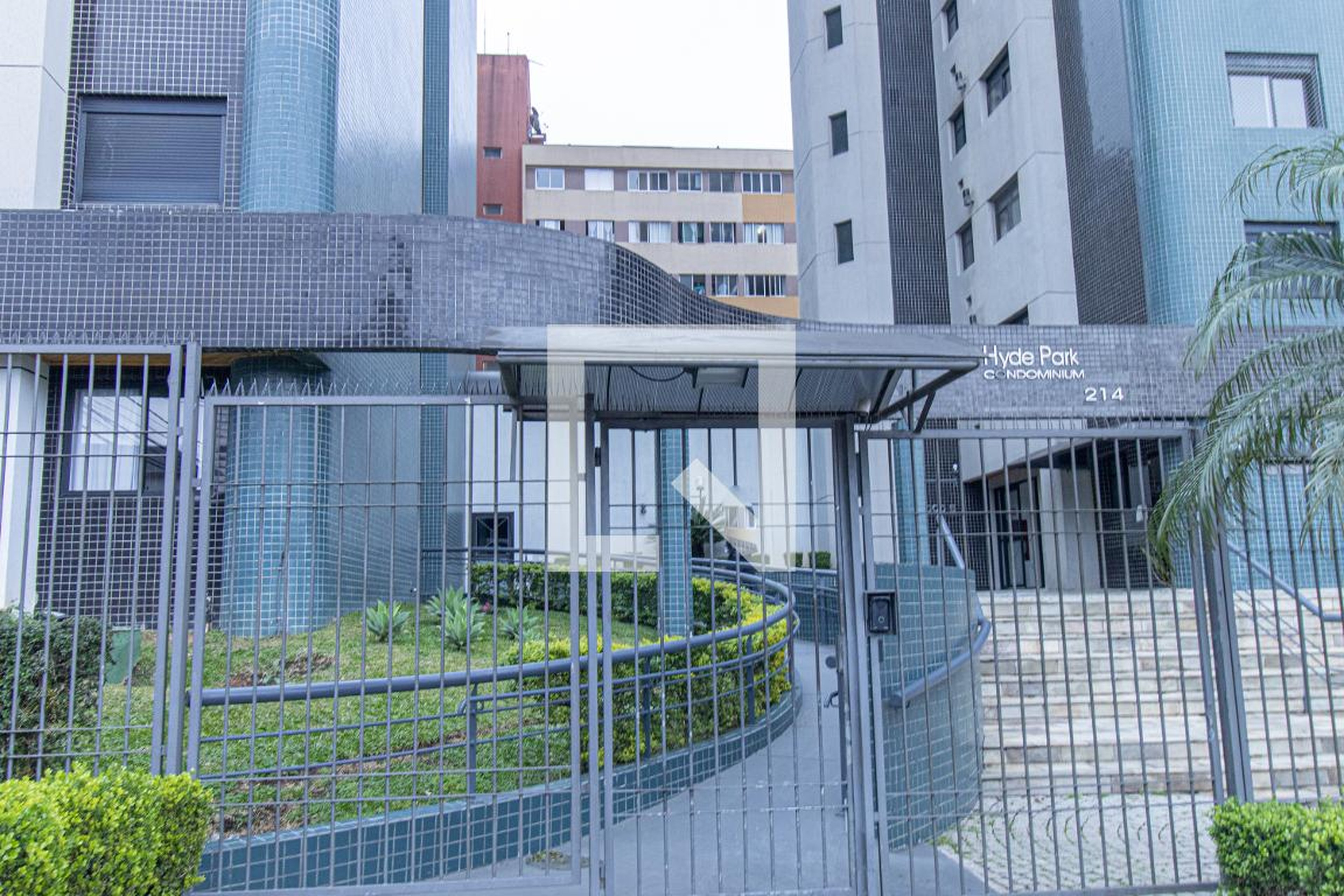 Fachada do Condomínio Condomínio Hyde Park